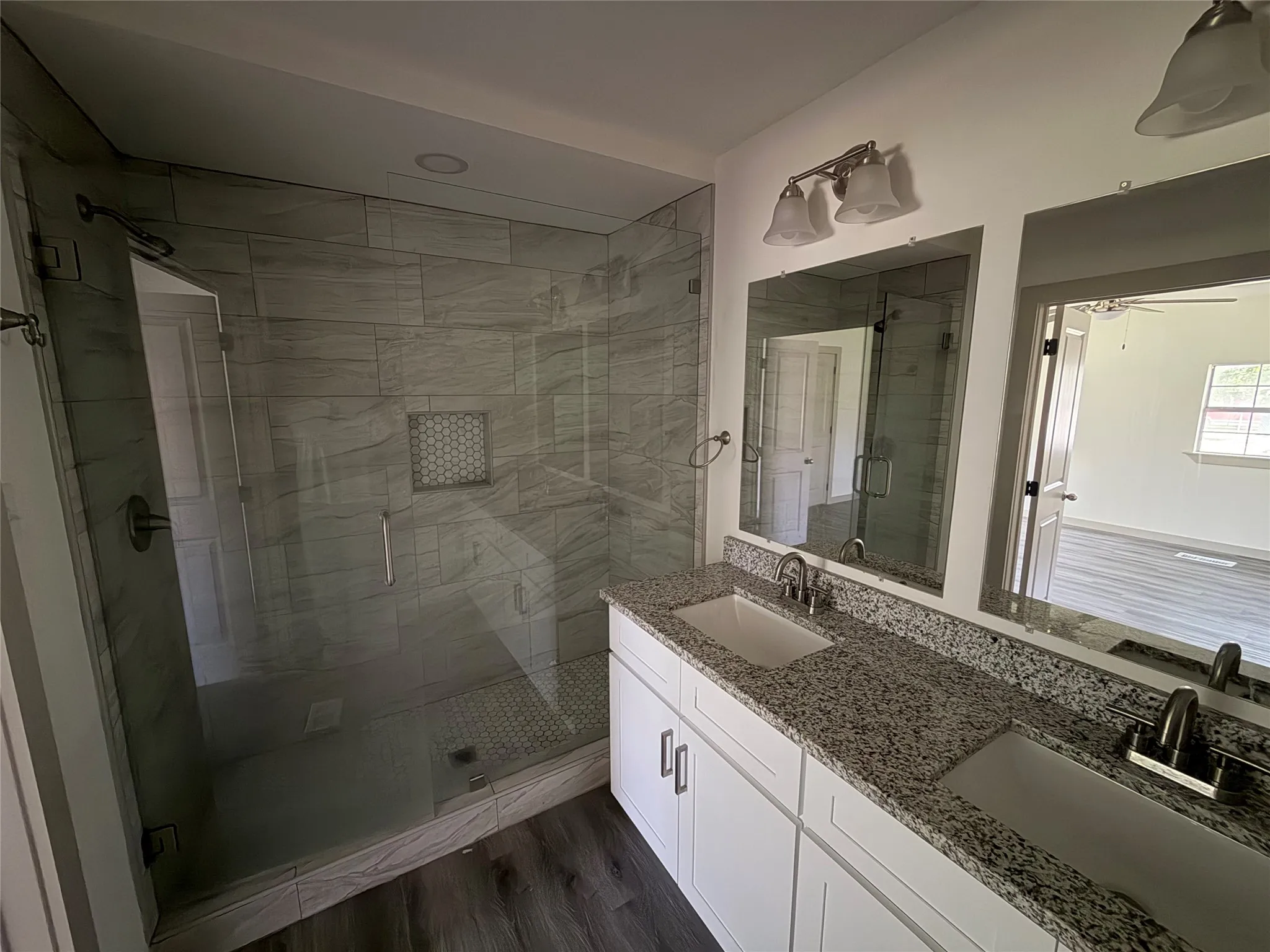 Single Family Residence For Rent in Denton County , 605 N Pine Street, Roanoke, Texas 76262, 3 Bedroom, 2 Bathroom, Garage spaces, 1,402 Sqft, built in 1966, mls#21307573, Real Estate Agent in Roanoke, Homes For Rent in Denton county, Homes For Rent in Roanoke, Realtor in Roanoke Texas, Real Estate Brokerage Independent Realty Texas, Luminita Cordes Realtor