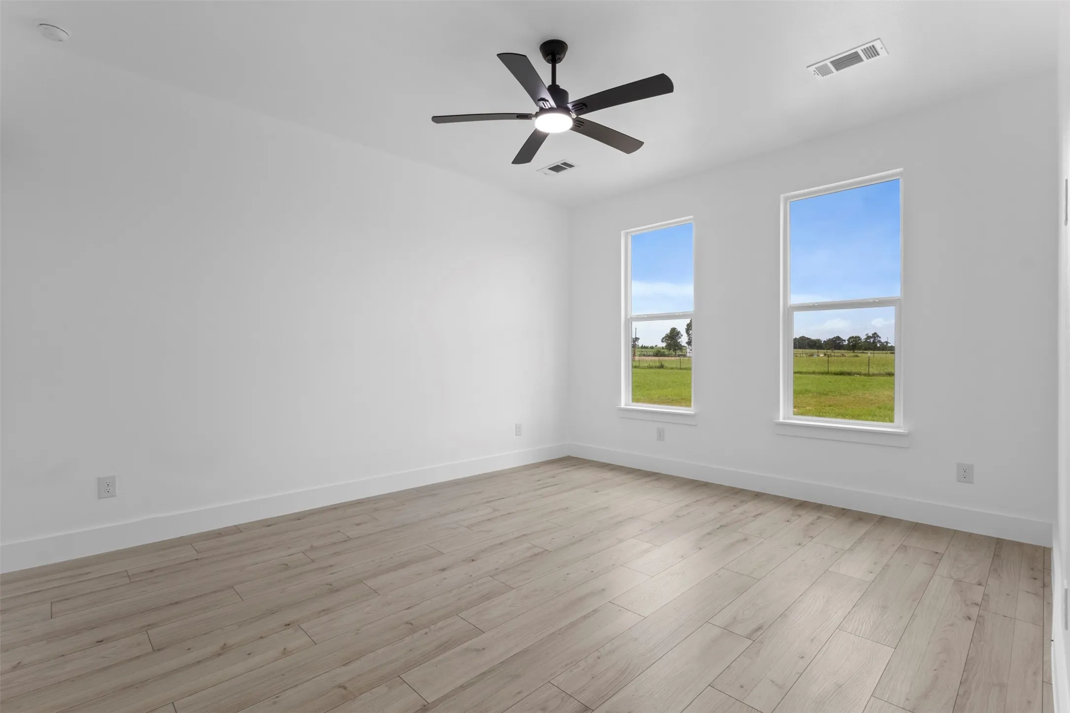 Single Family Residence For Sale in Rains County , 180 RS COUNTY ROAD 2245, Emory, Texas 75440, 4 Bedroom, 3 Bathroom, 2 Garage spaces, 2,000 Sqft, built in 2026, mls#21308293, Real Estate Agent in Emory, Homes For Sale in Rains county, Homes For Sale in Emory, Realtor in Emory Texas, Real Estate Brokerage Independent Realty Texas, Luminita Cordes Realtor