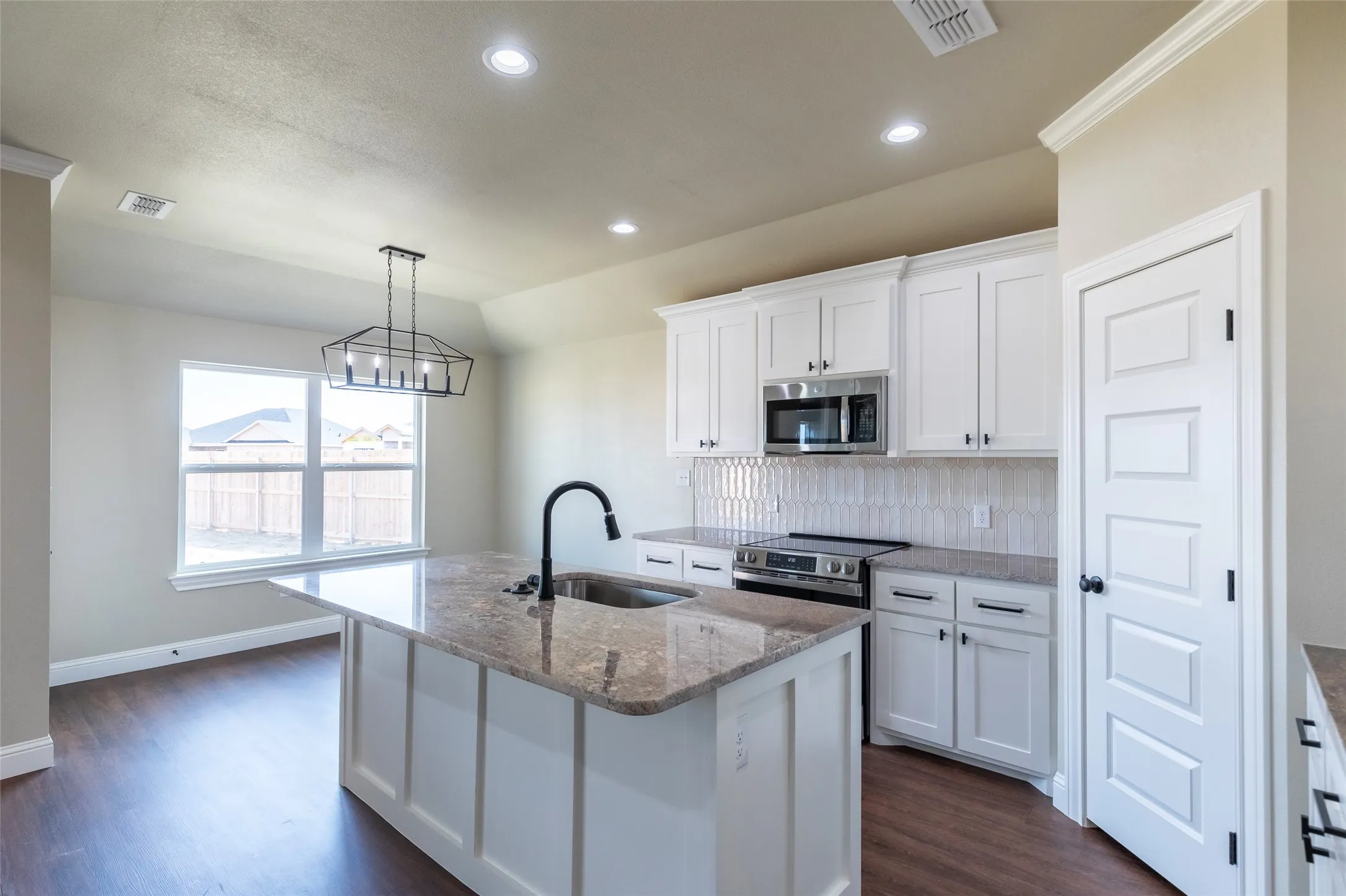 Single Family Residence For Sale in Taylor County , 7622 Hudson Way, Abilene, Texas 79602, 3 Bedrooms, 2 Bathrooms, 2 Garage spaces, 1,564 Sqft, built in 2026, Price $329,900, mls#21308266, Real Estate Agent in Abilene, Homes For Sale in Taylor county, Homes For Sale in Abilene, Realtor in Abilene Texas, Real Estate Brokerage Independent Realty Texas, Luminita Cordes Realtor