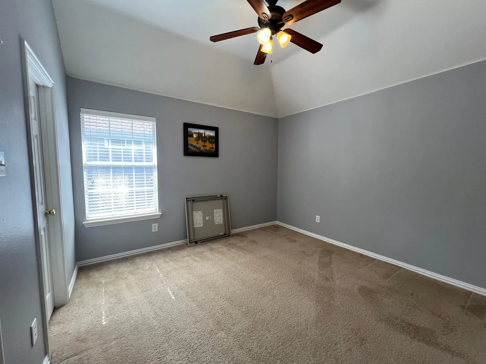 Single Family Residence For Rent in Collin County , 5505 Stone Cliff Court, Mc Kinney, Texas 75071, 6 Bedrooms, 5 Bathrooms, 2 Garage spaces, 3,893 Sqft, built in 2002, Price $3,600, mls#21307282, Real Estate Agent in Mc Kinney, Homes For Rent in Collin county, Homes For Rent in Mc Kinney, Realtor in Mc Kinney Texas, Real Estate Brokerage Independent Realty Texas, Luminita Cordes Realtor