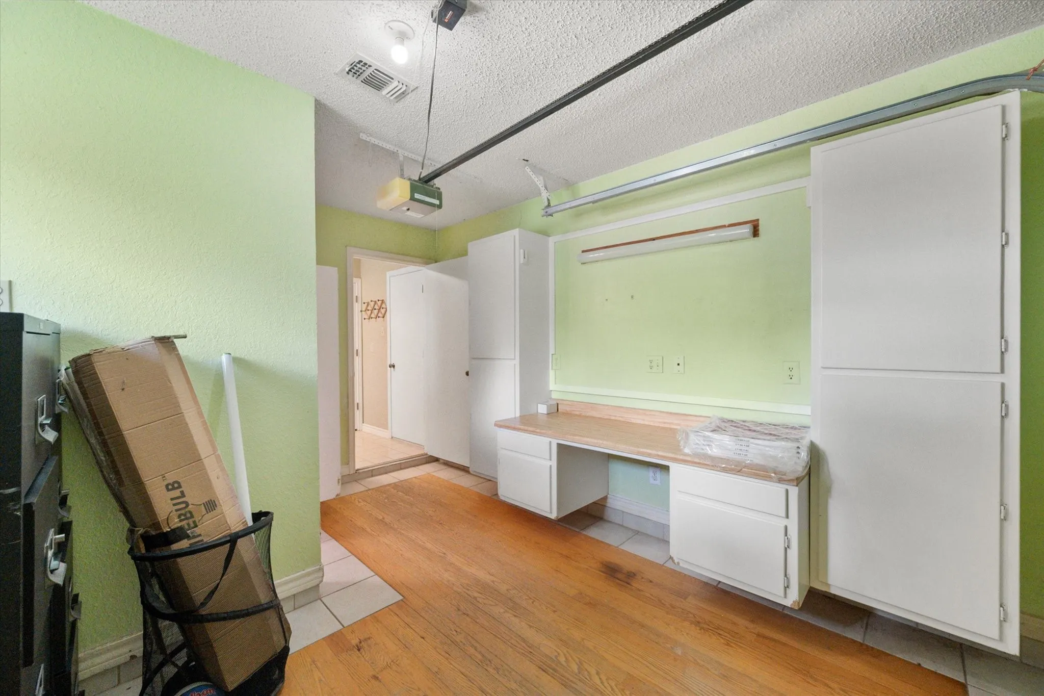 Bonus room with bathroom