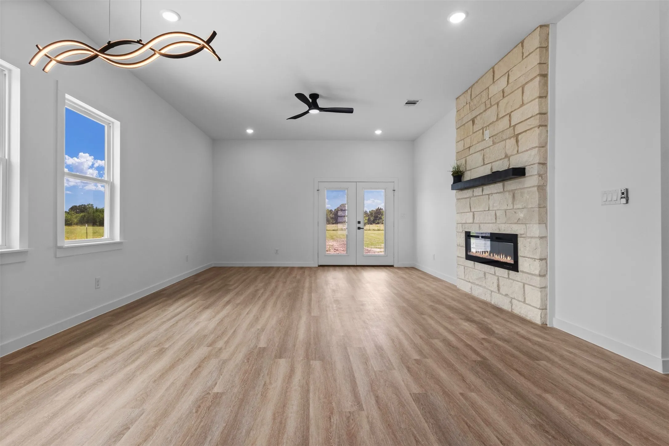 Single Family Residence For Sale in Hunt County , 5522 COUNTY ROAD 3521, Quinlan, Texas 75474, 4 Bedrooms, 2 Bathrooms, 2 Garage spaces, 1,968 Sqft, built in 2026, Price $435,000, mls#21308317, Real Estate Agent in Quinlan, Homes For Sale in Hunt county, Homes For Sale in Quinlan, Realtor in Quinlan Texas, Real Estate Brokerage Independent Realty Texas, Luminita Cordes Realtor