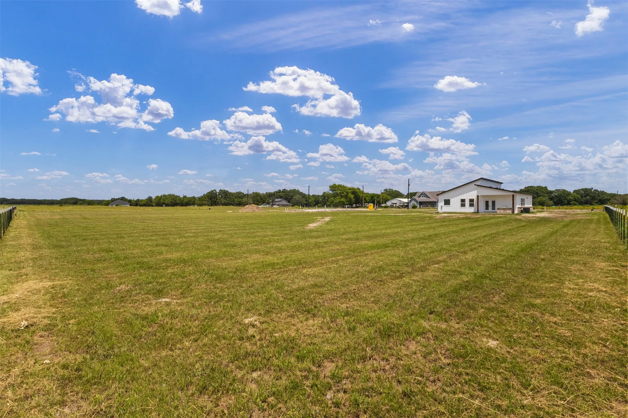Single Family Residence For Sale in Hunt County , 5522 COUNTY ROAD 3521, Quinlan, Texas 75474, 4 Bedrooms, 2 Bathrooms, 2 Garage spaces, 1,968 Sqft, built in 2026, Price $435,000, mls#21308317, Real Estate Agent in Quinlan, Homes For Sale in Hunt county, Homes For Sale in Quinlan, Realtor in Quinlan Texas, Real Estate Brokerage Independent Realty Texas, Luminita Cordes Realtor