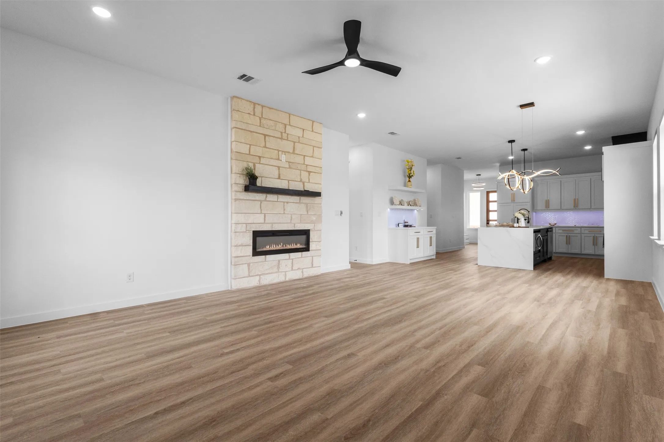 Single Family Residence For Sale in Hunt County , 5522 COUNTY ROAD 3521, Quinlan, Texas 75474, 4 Bedrooms, 2 Bathrooms, 2 Garage spaces, 1,968 Sqft, built in 2026, Price $435,000, mls#21308317, Real Estate Agent in Quinlan, Homes For Sale in Hunt county, Homes For Sale in Quinlan, Realtor in Quinlan Texas, Real Estate Brokerage Independent Realty Texas, Luminita Cordes Realtor