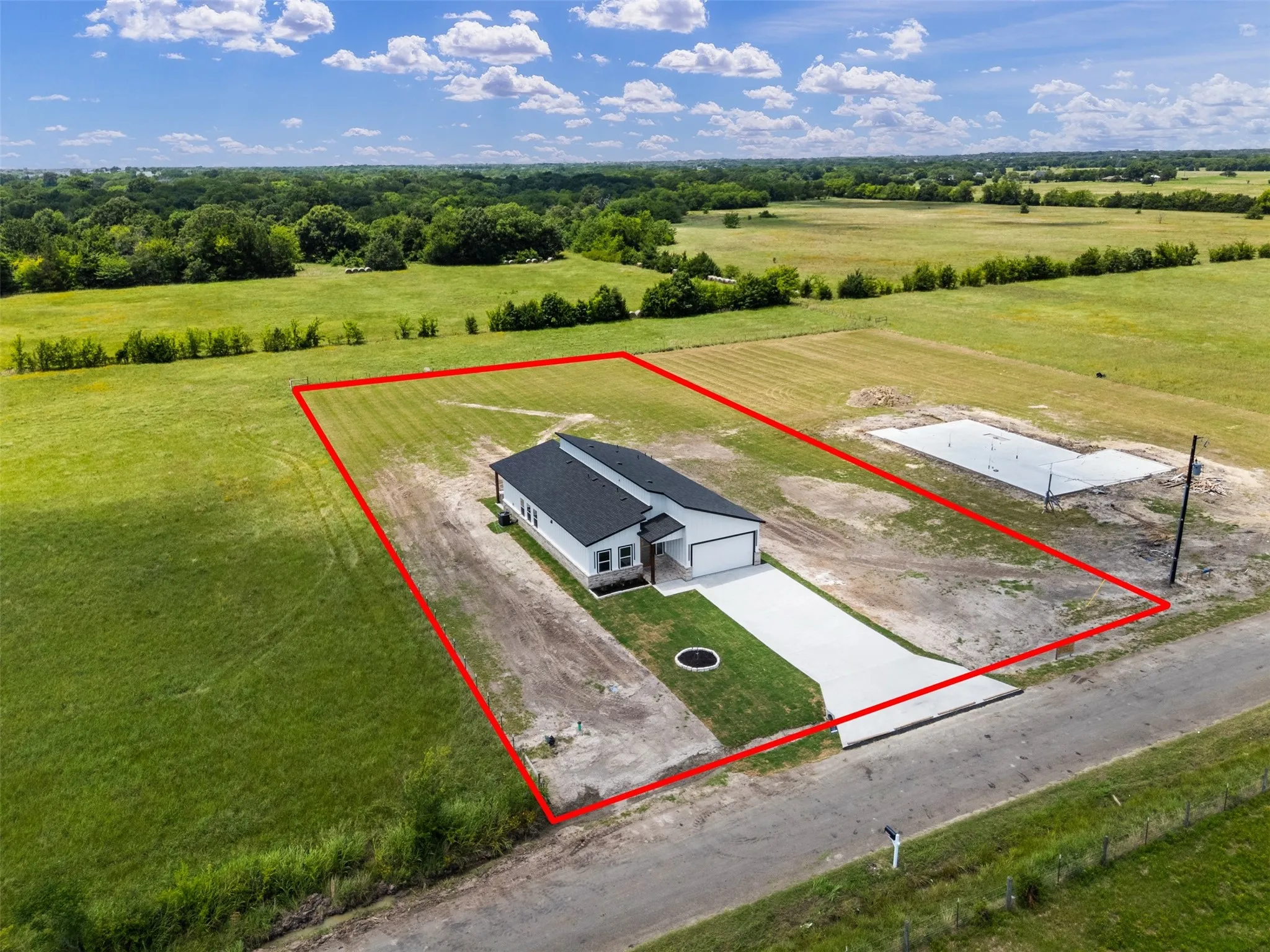 Single Family Residence For Sale in Hunt County , 5522 COUNTY ROAD 3521, Quinlan, Texas 75474, 4 Bedrooms, 2 Bathrooms, 2 Garage spaces, 1,968 Sqft, built in 2026, Price $435,000, mls#21308317, Real Estate Agent in Quinlan, Homes For Sale in Hunt county, Homes For Sale in Quinlan, Realtor in Quinlan Texas, Real Estate Brokerage Independent Realty Texas, Luminita Cordes Realtor