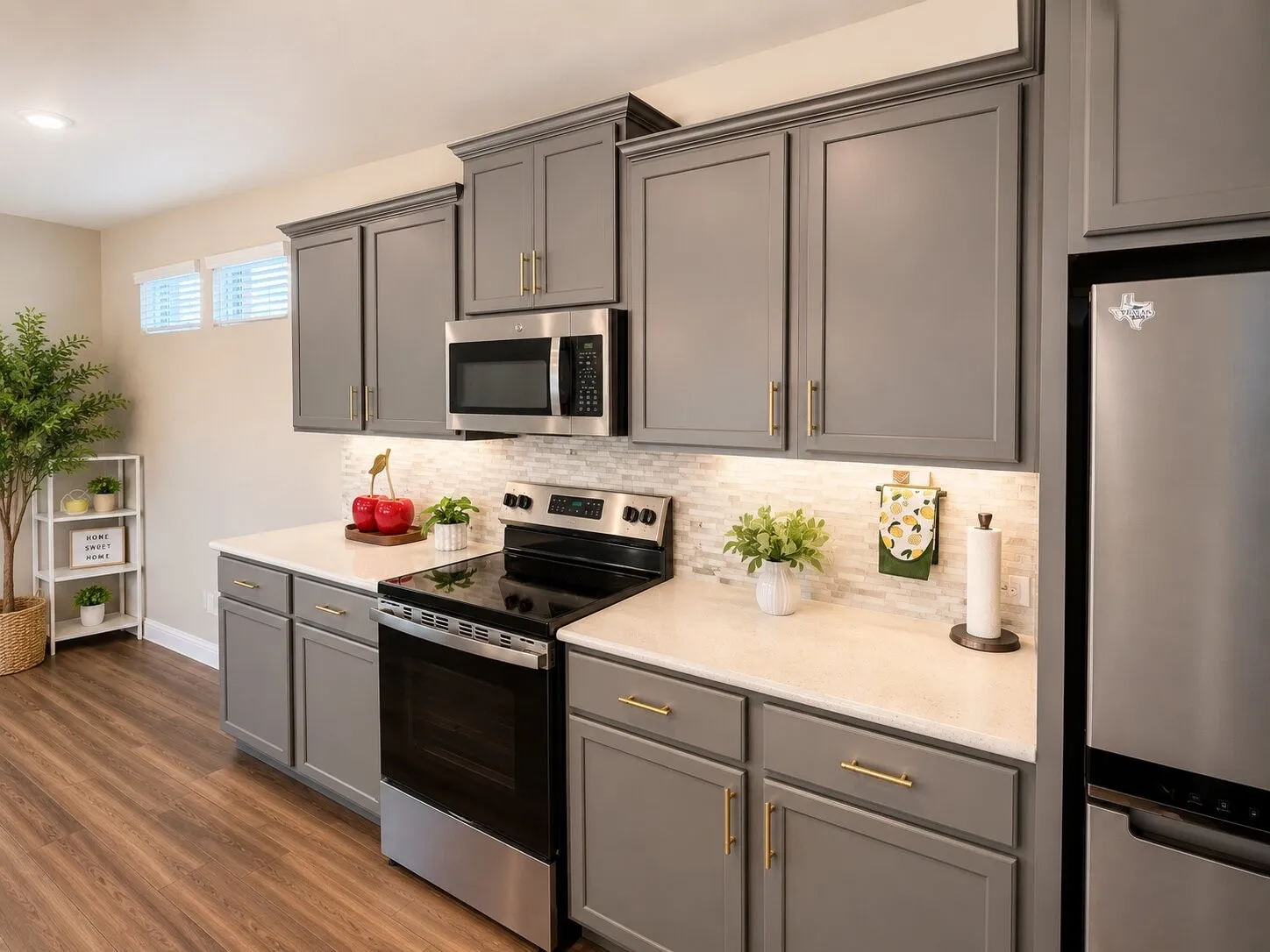 Single Family Residence For Sale in Dallas County , 1414 Haybale Lane, Garland, Texas 75042, 4 Bedrooms, 4 Bathrooms, 2 Garage spaces, 2,744 Sqft, built in 2023, Price $599,000, mls#21308329, Real Estate Agent in Garland, Homes For Sale in Dallas county, Homes For Sale in Garland, Realtor in Garland Texas, Real Estate Brokerage Independent Realty Texas, Luminita Cordes Realtor