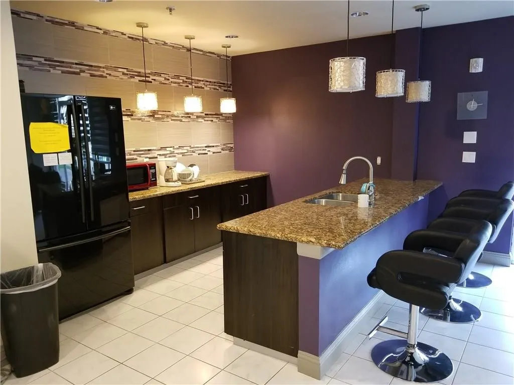 Kitchen of the Lounge
