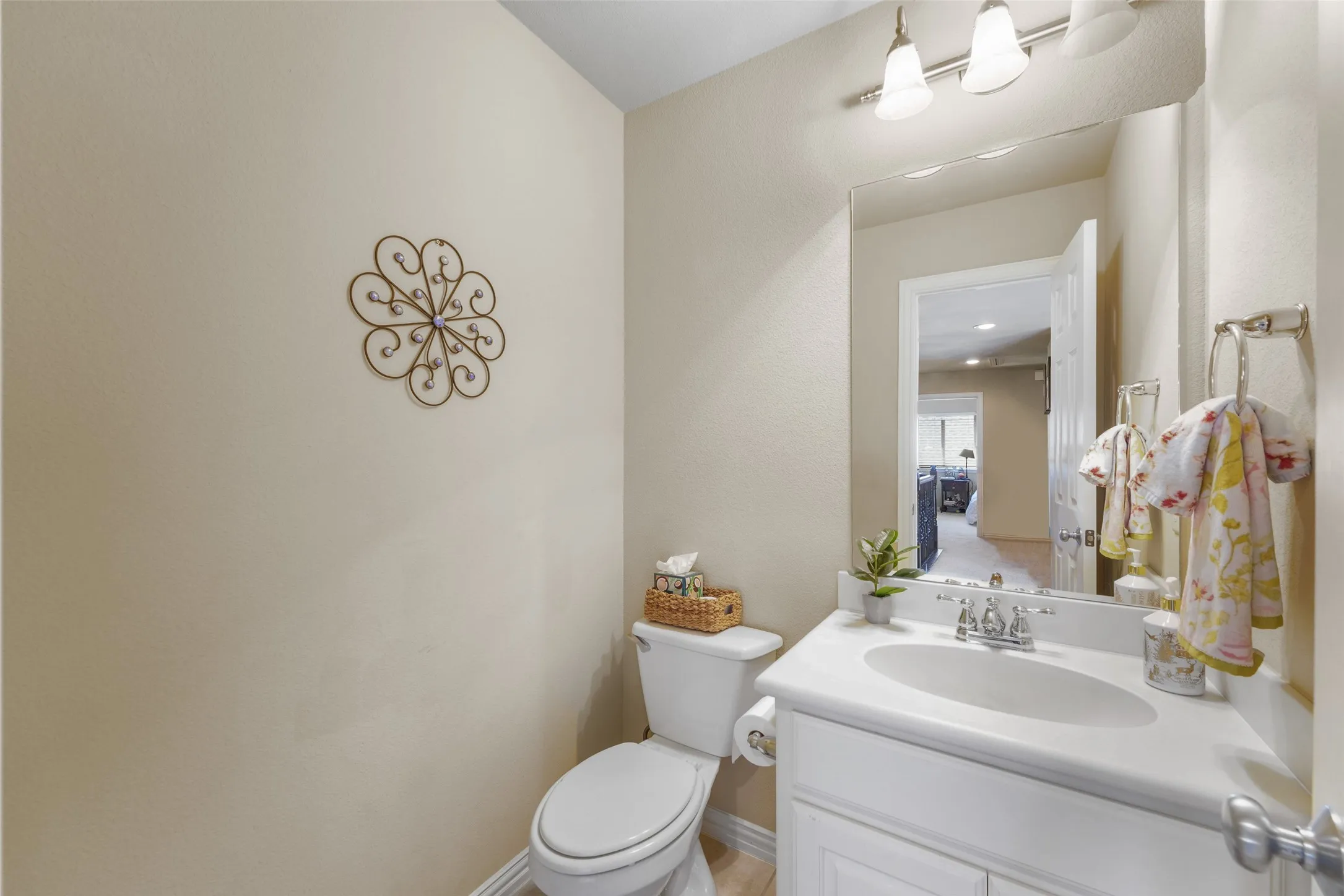 Single Family Residence For Sale in Collin County , 10082 Drawbridge Drive, Frisco, Texas 75035, 4 Bedroom, 4 Bathroom, 2 Garage spaces, 3,501 Sqft, built in 2010, mls#21308342, Real Estate Agent in Frisco, Homes For Sale in Collin county, Homes For Sale in Frisco, Realtor in Frisco Texas, Real Estate Brokerage Independent Realty Texas, Luminita Cordes Realtor