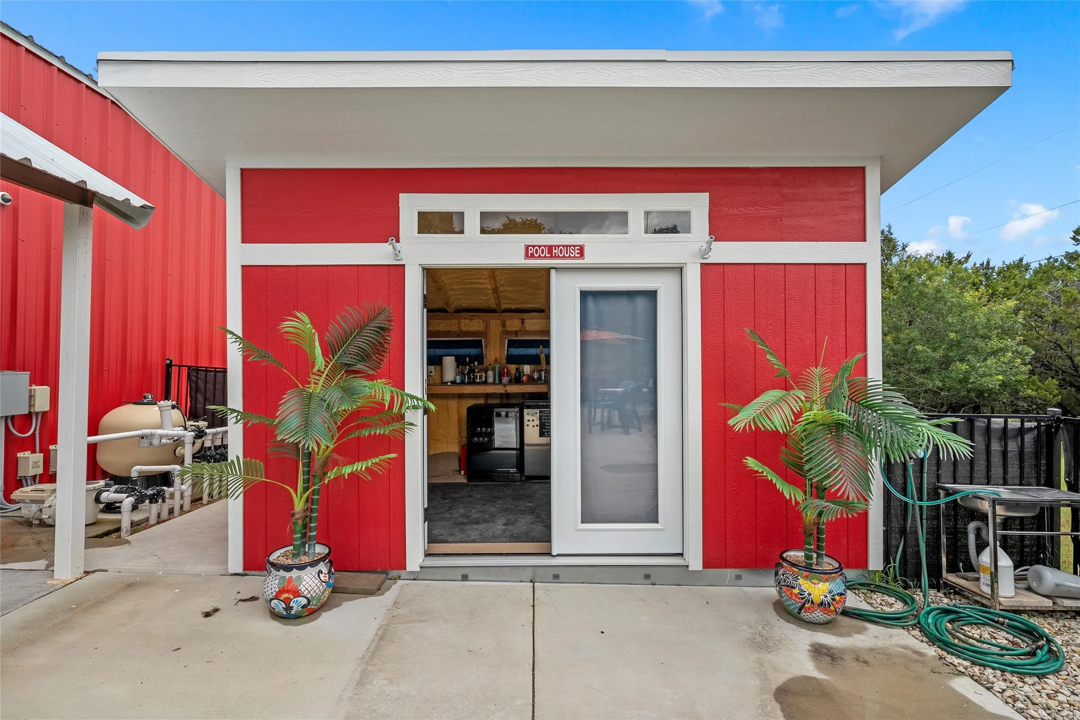 Single Family Residence For Sale in Bosque County , 289 CR 4275, Clifton, Texas 76634, 2 Bedroom, 2 Bathroom, Garage spaces, 1,960 Sqft, built in 2019, Price $1,825,000, mls#21308268, Real Estate Agent in Clifton, Homes For Sale in Bosque county, Homes For Sale in Clifton, Realtor in Clifton Texas, Real Estate Brokerage Independent Realty Texas, Luminita Cordes Realtor