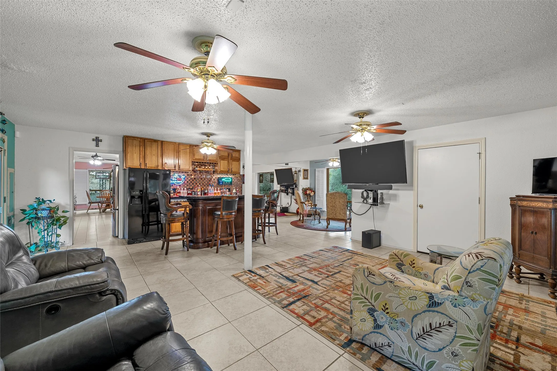Single Family Residence For Sale in Bosque County , 289 CR 4275, Clifton, Texas 76634, 2 Bedroom, 2 Bathroom, Garage spaces, 1,960 Sqft, built in 2019, Price $1,825,000, mls#21308268, Real Estate Agent in Clifton, Homes For Sale in Bosque county, Homes For Sale in Clifton, Realtor in Clifton Texas, Real Estate Brokerage Independent Realty Texas, Luminita Cordes Realtor