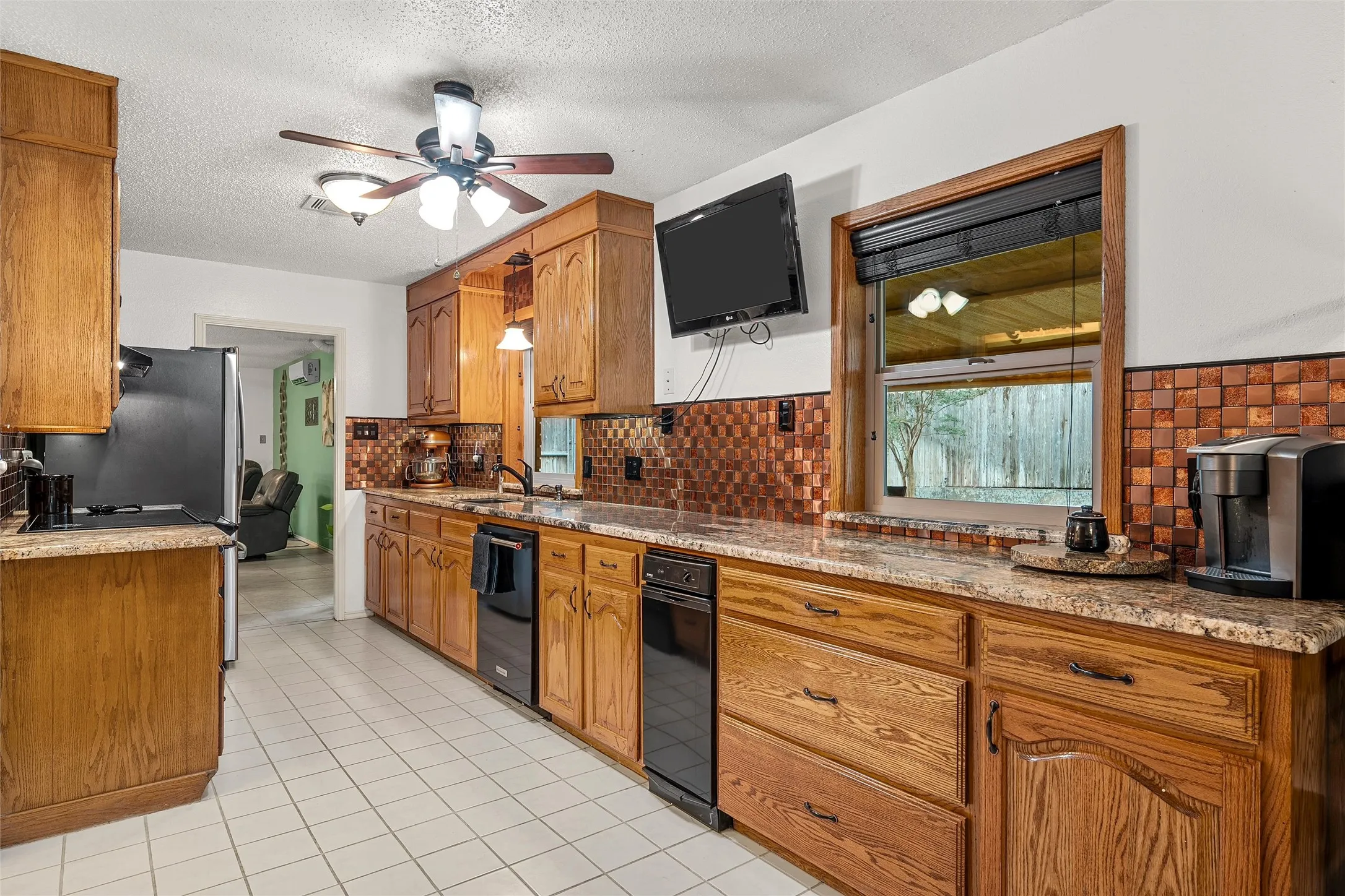 Single Family Residence For Sale in Bosque County , 289 CR 4275, Clifton, Texas 76634, 2 Bedroom, 2 Bathroom, Garage spaces, 1,960 Sqft, built in 2019, Price $1,825,000, mls#21308268, Real Estate Agent in Clifton, Homes For Sale in Bosque county, Homes For Sale in Clifton, Realtor in Clifton Texas, Real Estate Brokerage Independent Realty Texas, Luminita Cordes Realtor