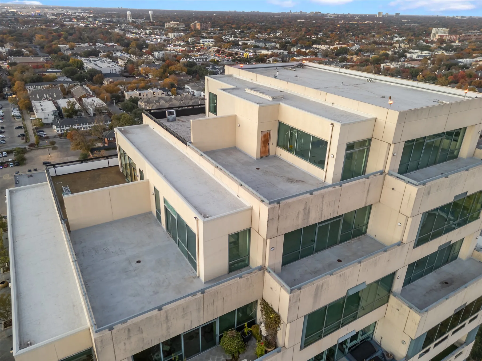 Condominium For Sale in Dallas County , 3111 Welborn Street 1701, Dallas, Texas 75219, 0, 0, 2 Garage spaces, 7,465 Sqft, built in 1985, Price $1,500,000, mls#21308351, Real Estate Agent in Dallas, Homes For Sale in Dallas county, Homes For Sale in Dallas, Realtor in Dallas Texas, Real Estate Brokerage Independent Realty Texas, Luminita Cordes Realtor