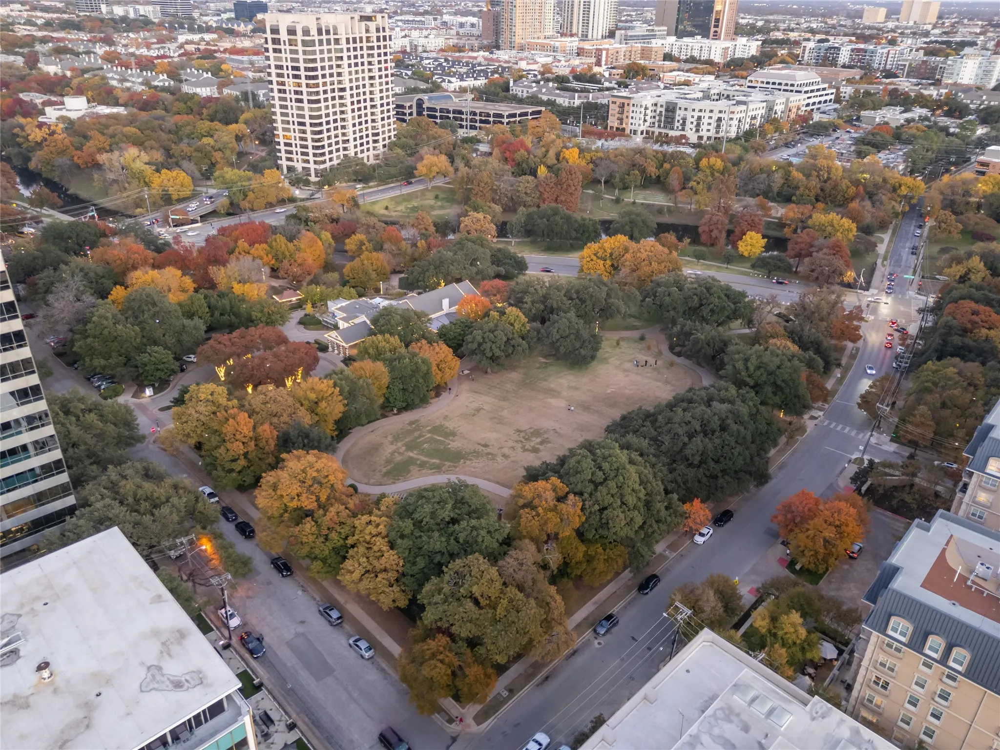 Condominium For Sale in Dallas County , 3111 Welborn Street 1701, Dallas, Texas 75219, 0, 0, 2 Garage spaces, 7,465 Sqft, built in 1985, Price $1,500,000, mls#21308351, Real Estate Agent in Dallas, Homes For Sale in Dallas county, Homes For Sale in Dallas, Realtor in Dallas Texas, Real Estate Brokerage Independent Realty Texas, Luminita Cordes Realtor