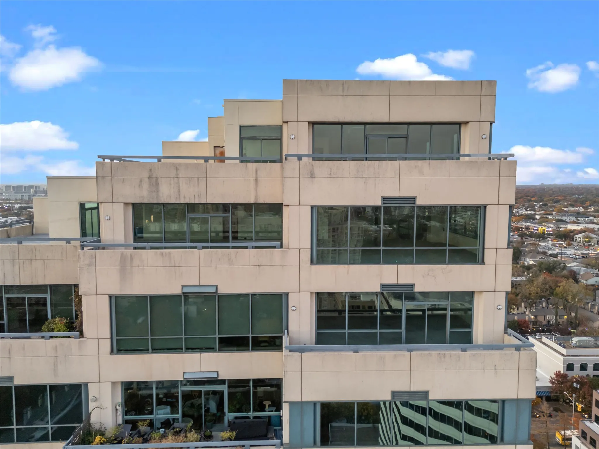 Condominium For Sale in Dallas County , 3111 Welborn Street 1701, Dallas, Texas 75219, 0, 0, 2 Garage spaces, 7,465 Sqft, built in 1985, Price $1,500,000, mls#21308351, Real Estate Agent in Dallas, Homes For Sale in Dallas county, Homes For Sale in Dallas, Realtor in Dallas Texas, Real Estate Brokerage Independent Realty Texas, Luminita Cordes Realtor