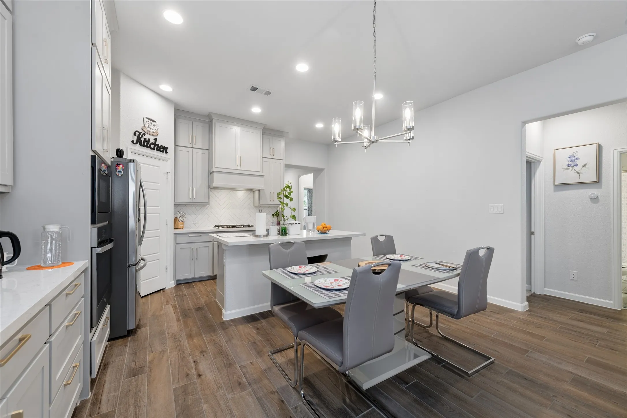 Single Family Residence For Sale in Denton County , 9108 Winding Creek Drive, Little Elm, Texas 75068, 4 Bedroom, 3 Bathroom, 2 Garage spaces, 1,809 Sqft, built in 2023, mls#21308366, Real Estate Agent in Little Elm, Homes For Sale in Denton county, Homes For Sale in Little Elm, Realtor in Little Elm Texas, Real Estate Brokerage Independent Realty Texas, Luminita Cordes Realtor
