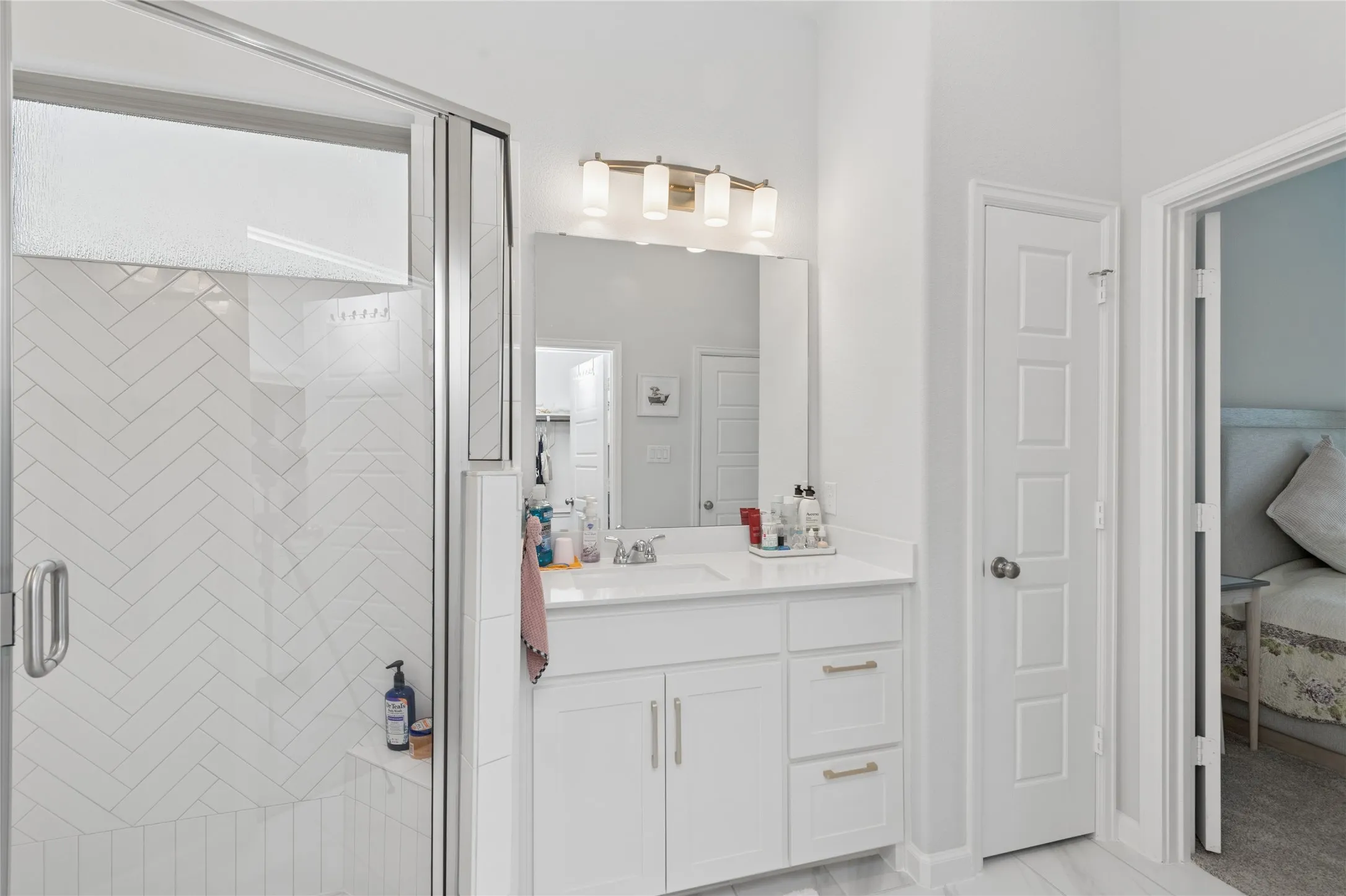 Single Family Residence For Sale in Denton County , 9108 Winding Creek Drive, Little Elm, Texas 75068, 4 Bedroom, 3 Bathroom, 2 Garage spaces, 1,809 Sqft, built in 2023, mls#21308366, Real Estate Agent in Little Elm, Homes For Sale in Denton county, Homes For Sale in Little Elm, Realtor in Little Elm Texas, Real Estate Brokerage Independent Realty Texas, Luminita Cordes Realtor