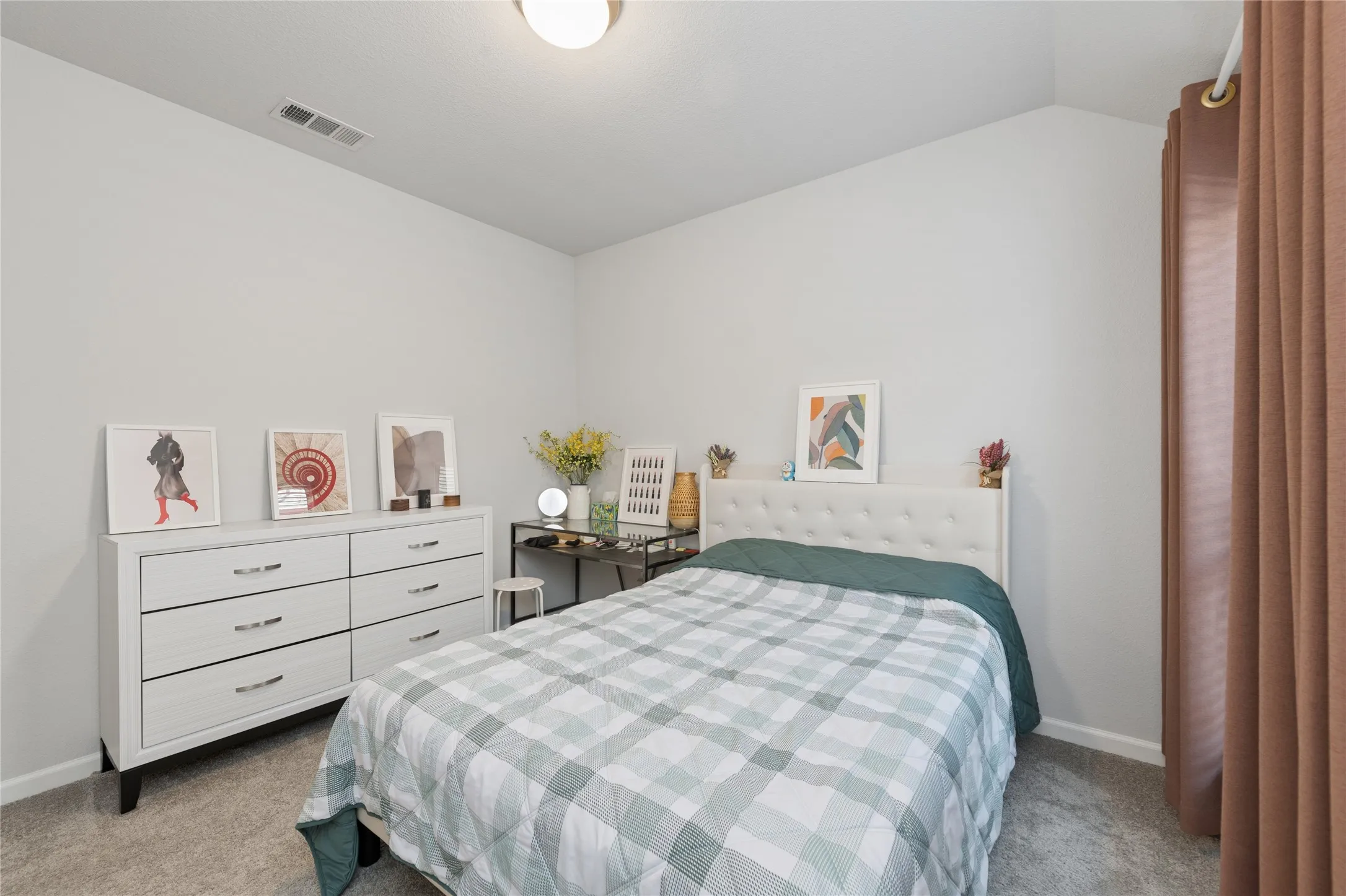 Single Family Residence For Sale in Denton County , 9108 Winding Creek Drive, Little Elm, Texas 75068, 4 Bedroom, 3 Bathroom, 2 Garage spaces, 1,809 Sqft, built in 2023, mls#21308366, Real Estate Agent in Little Elm, Homes For Sale in Denton county, Homes For Sale in Little Elm, Realtor in Little Elm Texas, Real Estate Brokerage Independent Realty Texas, Luminita Cordes Realtor