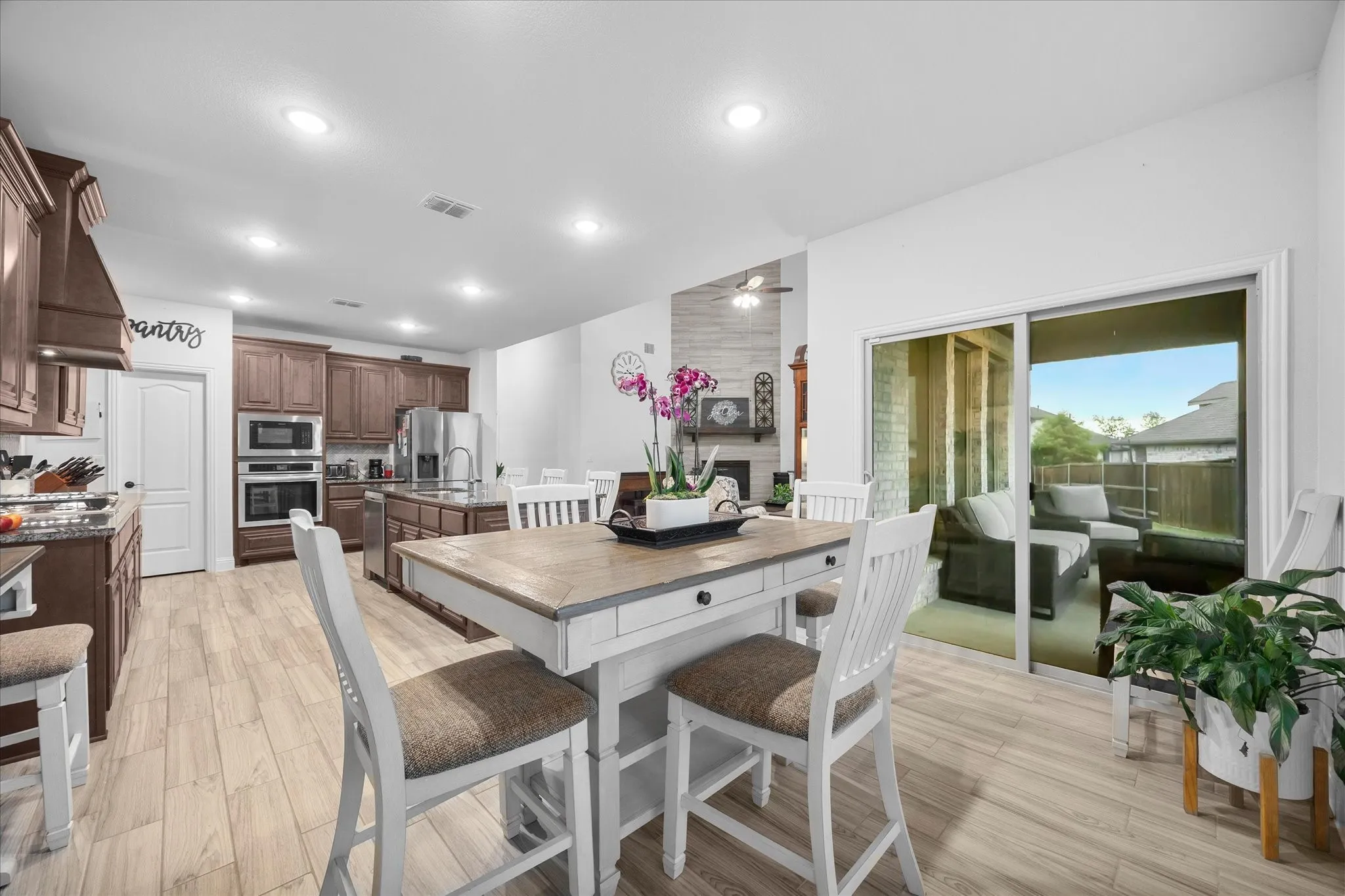 Single Family Residence For Rent in Rockwall County , 1904 Frediano Lane, Mclendon Chisholm, Texas 75032, 5 Bedroom, 4 Bathroom, 3 Garage spaces, 3,480 Sqft, built in 2022, mls#21308323, Real Estate Agent in Mclendon Chisholm, Homes For Rent in Rockwall county, Homes For Rent in Mclendon Chisholm, Realtor in Mclendon Chisholm Texas, Real Estate Brokerage Independent Realty Texas, Luminita Cordes Realtor