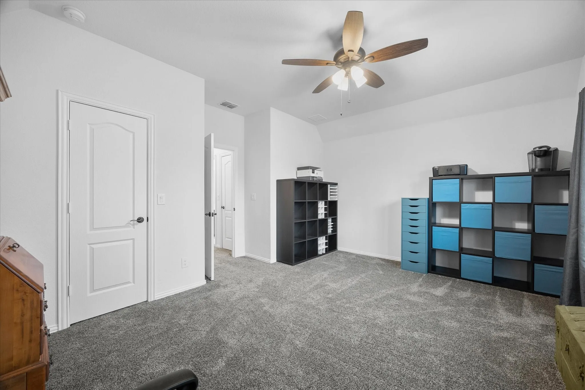 Single Family Residence For Rent in Rockwall County , 1904 Frediano Lane, Mclendon Chisholm, Texas 75032, 5 Bedroom, 4 Bathroom, 3 Garage spaces, 3,480 Sqft, built in 2022, mls#21308323, Real Estate Agent in Mclendon Chisholm, Homes For Rent in Rockwall county, Homes For Rent in Mclendon Chisholm, Realtor in Mclendon Chisholm Texas, Real Estate Brokerage Independent Realty Texas, Luminita Cordes Realtor
