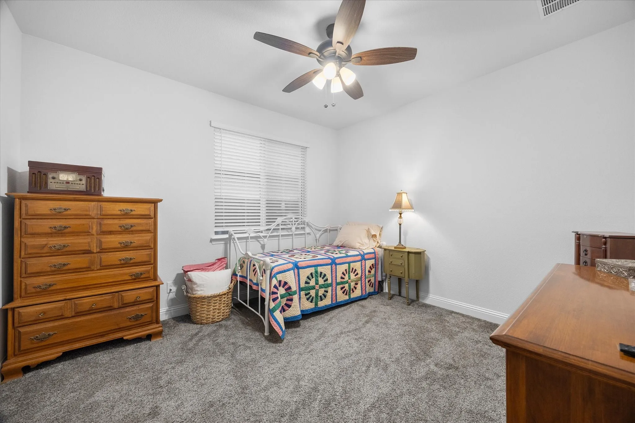Single Family Residence For Rent in Rockwall County , 1904 Frediano Lane, Mclendon Chisholm, Texas 75032, 5 Bedroom, 4 Bathroom, 3 Garage spaces, 3,480 Sqft, built in 2022, mls#21308323, Real Estate Agent in Mclendon Chisholm, Homes For Rent in Rockwall county, Homes For Rent in Mclendon Chisholm, Realtor in Mclendon Chisholm Texas, Real Estate Brokerage Independent Realty Texas, Luminita Cordes Realtor
