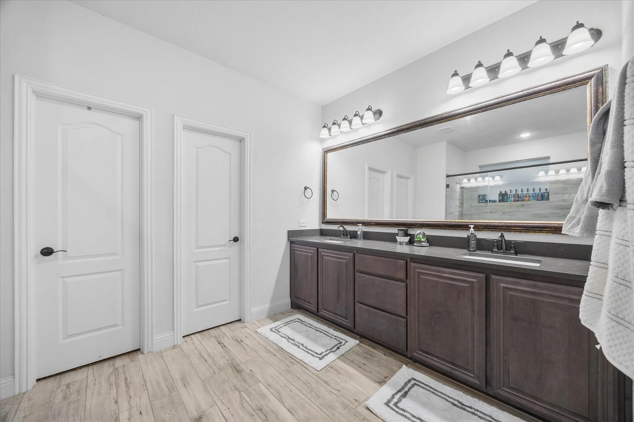 Single Family Residence For Rent in Rockwall County , 1904 Frediano Lane, Mclendon Chisholm, Texas 75032, 5 Bedroom, 4 Bathroom, 3 Garage spaces, 3,480 Sqft, built in 2022, mls#21308323, Real Estate Agent in Mclendon Chisholm, Homes For Rent in Rockwall county, Homes For Rent in Mclendon Chisholm, Realtor in Mclendon Chisholm Texas, Real Estate Brokerage Independent Realty Texas, Luminita Cordes Realtor