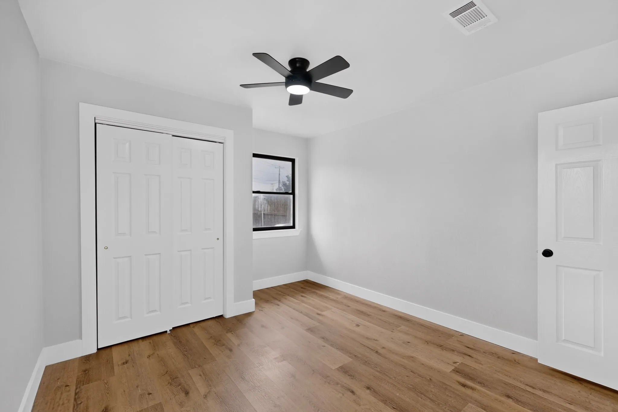 Single Family Residence For Sale in Tarrant County , 4171 Carolyn Road, Fort Worth, Texas 76109, 4 Bedroom, 3 Bathroom, Garage spaces, 1,765 Sqft, built in 1950, mls#21303116, Real Estate Agent in Fort Worth, Homes For Sale in Tarrant county, Homes For Sale in Fort Worth, Realtor in Fort Worth Texas, Real Estate Brokerage Independent Realty Texas, Luminita Cordes Realtor