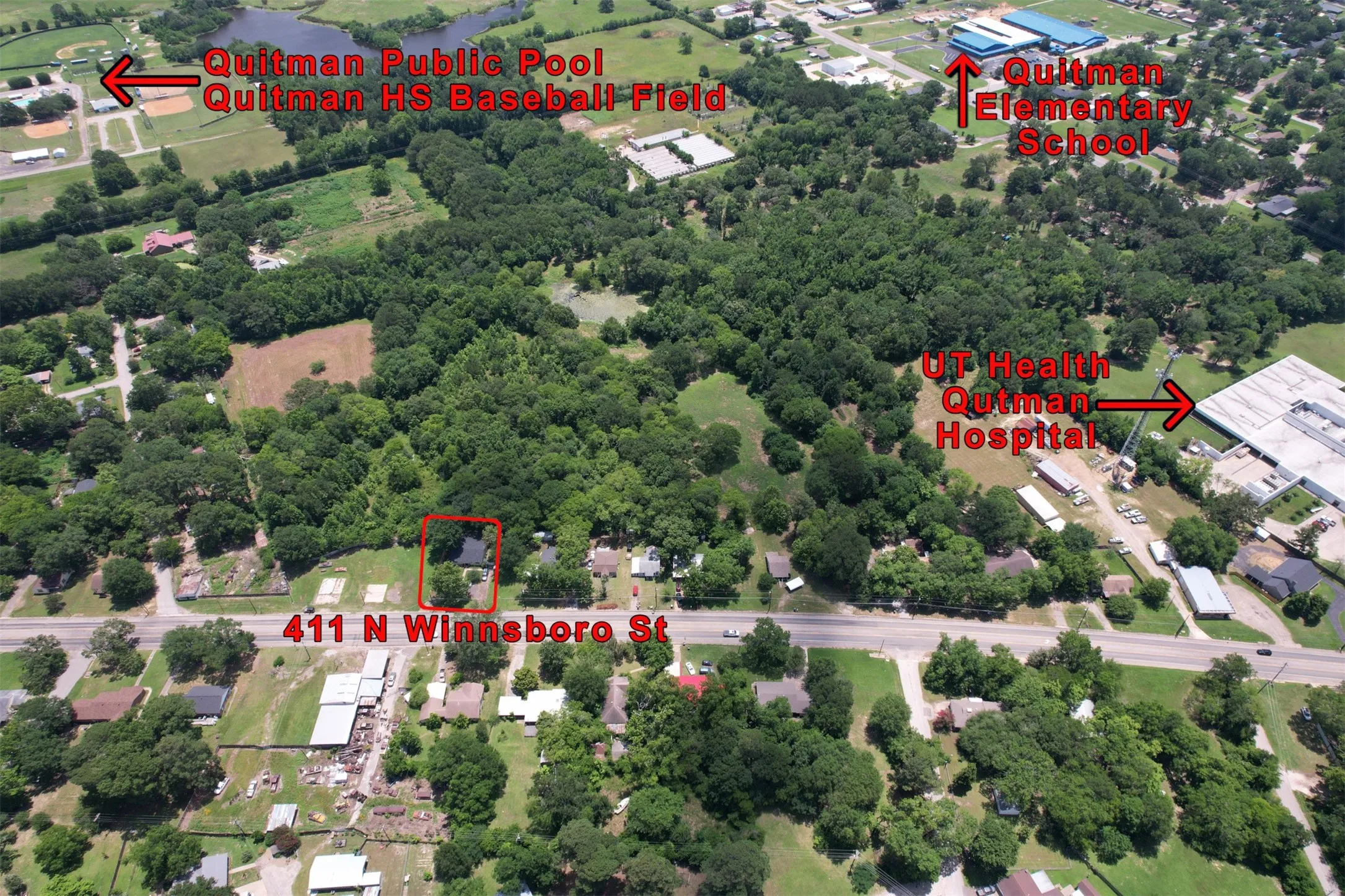 Single Family Residence For Sale in Wood County , 411 N Winnsboro Street, Quitman, Texas 75783, 3 Bedroom, 2 Bathroom, Garage spaces, 1,683 Sqft, built in 1985, mls#21306487, Real Estate Agent in Quitman, Homes For Sale in Wood county, Homes For Sale in Quitman, Realtor in Quitman Texas, Real Estate Brokerage Independent Realty Texas, Luminita Cordes Realtor