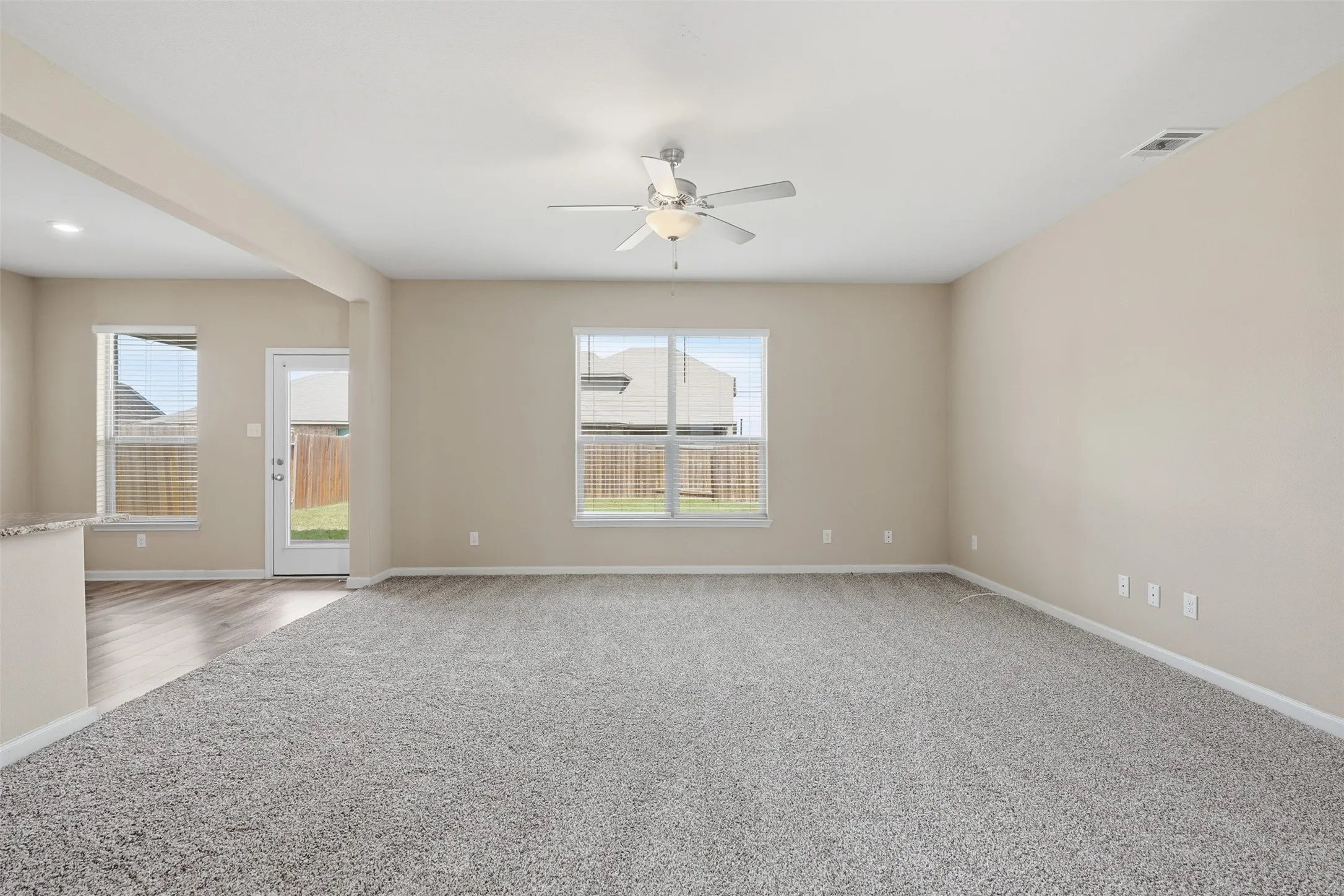 Single Family Residence For Sale in Tarrant County , 1000 Tumbleweed Trail, Crowley, Texas 76036, 4 Bedroom, 3 Bathroom, 2 Garage spaces, 2,231 Sqft, built in 2021, mls#21291038, Real Estate Agent in Crowley, Homes For Sale in Tarrant county, Homes For Sale in Crowley, Realtor in Crowley Texas, Real Estate Brokerage Independent Realty Texas, Luminita Cordes Realtor