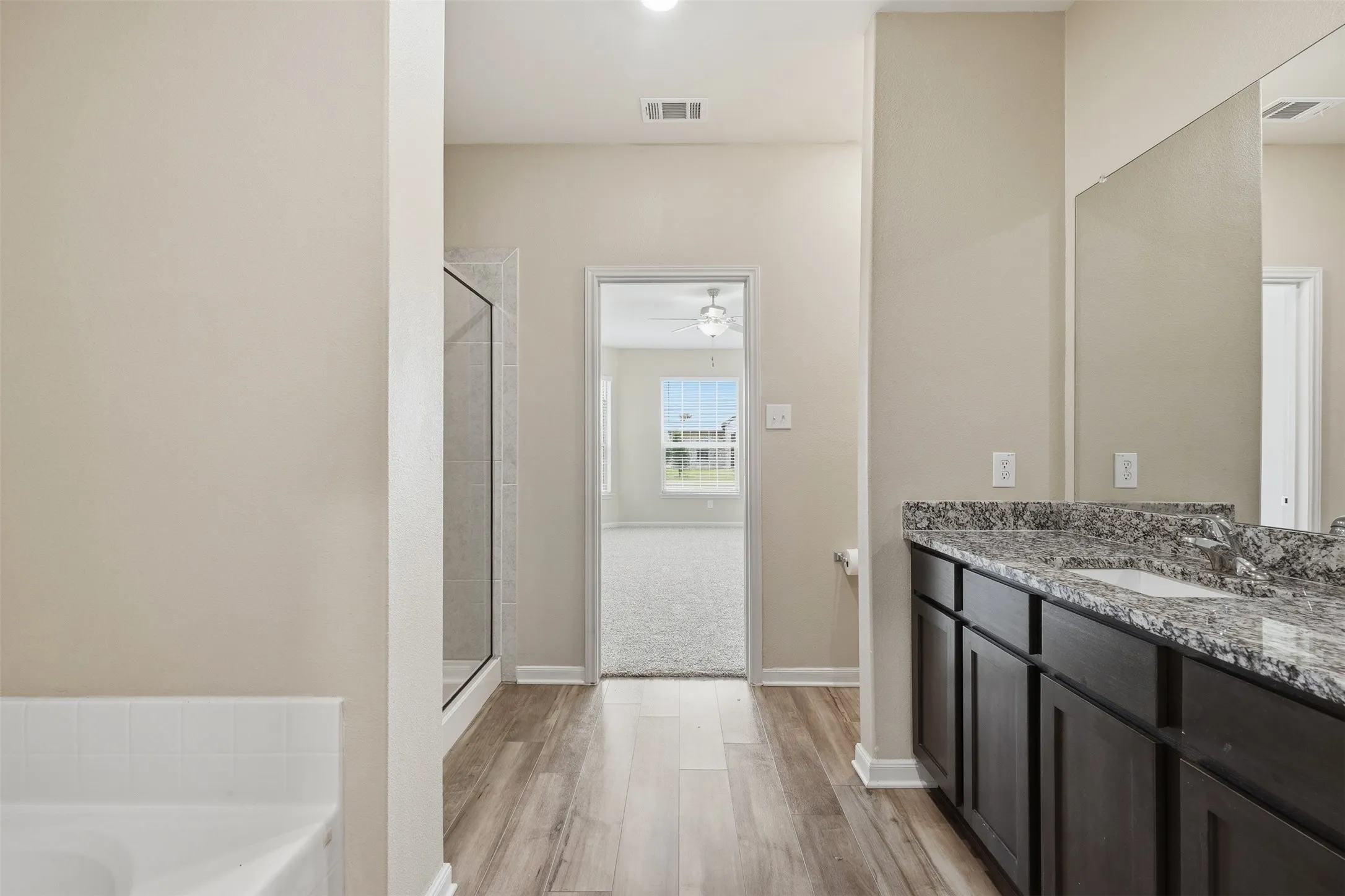 Single Family Residence For Sale in Tarrant County , 1000 Tumbleweed Trail, Crowley, Texas 76036, 4 Bedroom, 3 Bathroom, 2 Garage spaces, 2,231 Sqft, built in 2021, mls#21291038, Real Estate Agent in Crowley, Homes For Sale in Tarrant county, Homes For Sale in Crowley, Realtor in Crowley Texas, Real Estate Brokerage Independent Realty Texas, Luminita Cordes Realtor