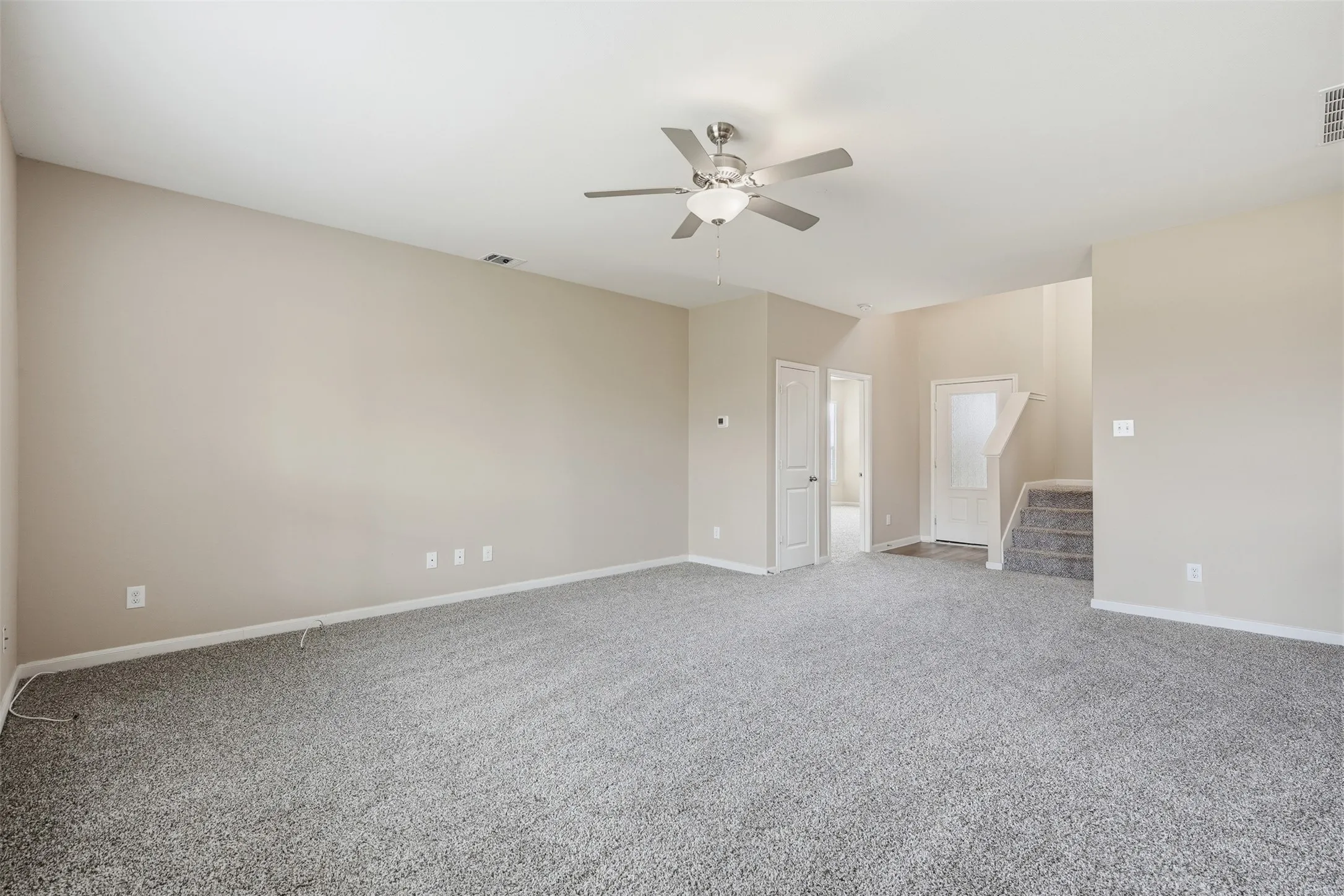 Single Family Residence For Sale in Tarrant County , 1000 Tumbleweed Trail, Crowley, Texas 76036, 4 Bedroom, 3 Bathroom, 2 Garage spaces, 2,231 Sqft, built in 2021, mls#21291038, Real Estate Agent in Crowley, Homes For Sale in Tarrant county, Homes For Sale in Crowley, Realtor in Crowley Texas, Real Estate Brokerage Independent Realty Texas, Luminita Cordes Realtor