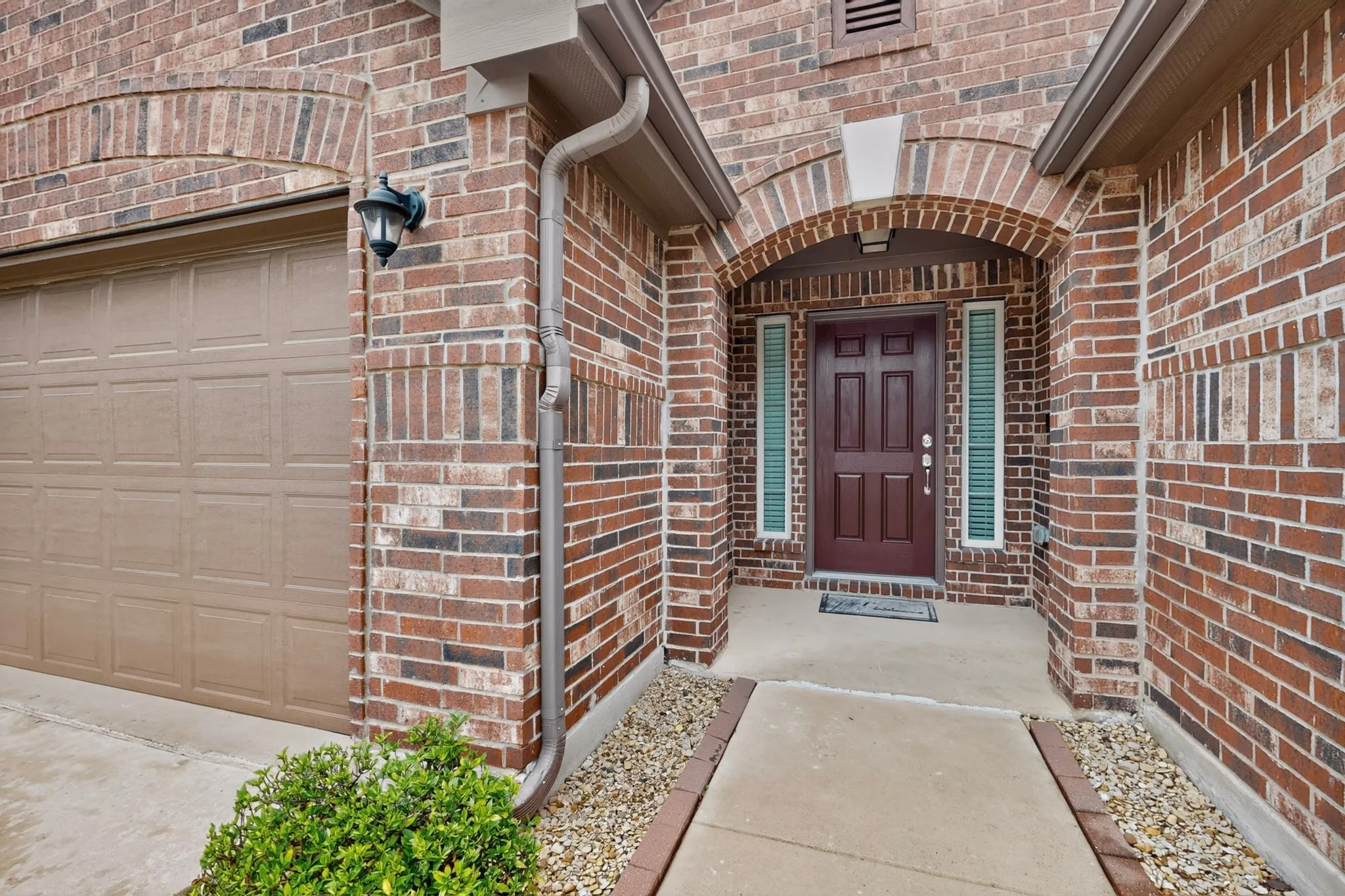 Single Family Residence For Sale in Tarrant County , 13008 Palancar Drive, Fort Worth, Texas 76244, 3 Bedroom, 2 Bathroom, 2 Garage spaces, 1,740 Sqft, built in 2016, mls#21308232, Real Estate Agent in Fort Worth, Homes For Sale in Tarrant county, Homes For Sale in Fort Worth, Realtor in Fort Worth Texas, Real Estate Brokerage Independent Realty Texas, Luminita Cordes Realtor
