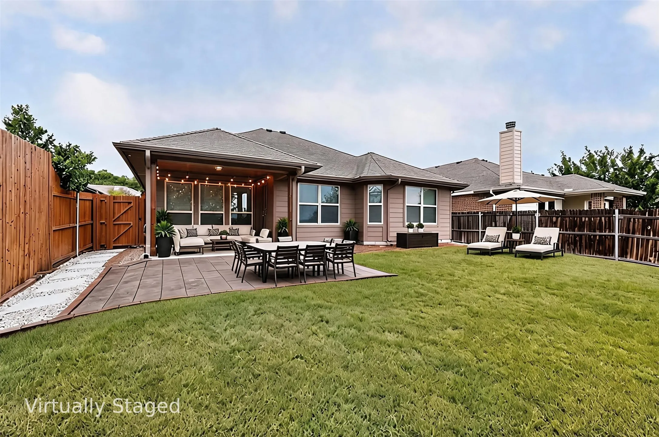 Single Family Residence For Sale in Tarrant County , 13008 Palancar Drive, Fort Worth, Texas 76244, 3 Bedroom, 2 Bathroom, 2 Garage spaces, 1,740 Sqft, built in 2016, mls#21308232, Real Estate Agent in Fort Worth, Homes For Sale in Tarrant county, Homes For Sale in Fort Worth, Realtor in Fort Worth Texas, Real Estate Brokerage Independent Realty Texas, Luminita Cordes Realtor