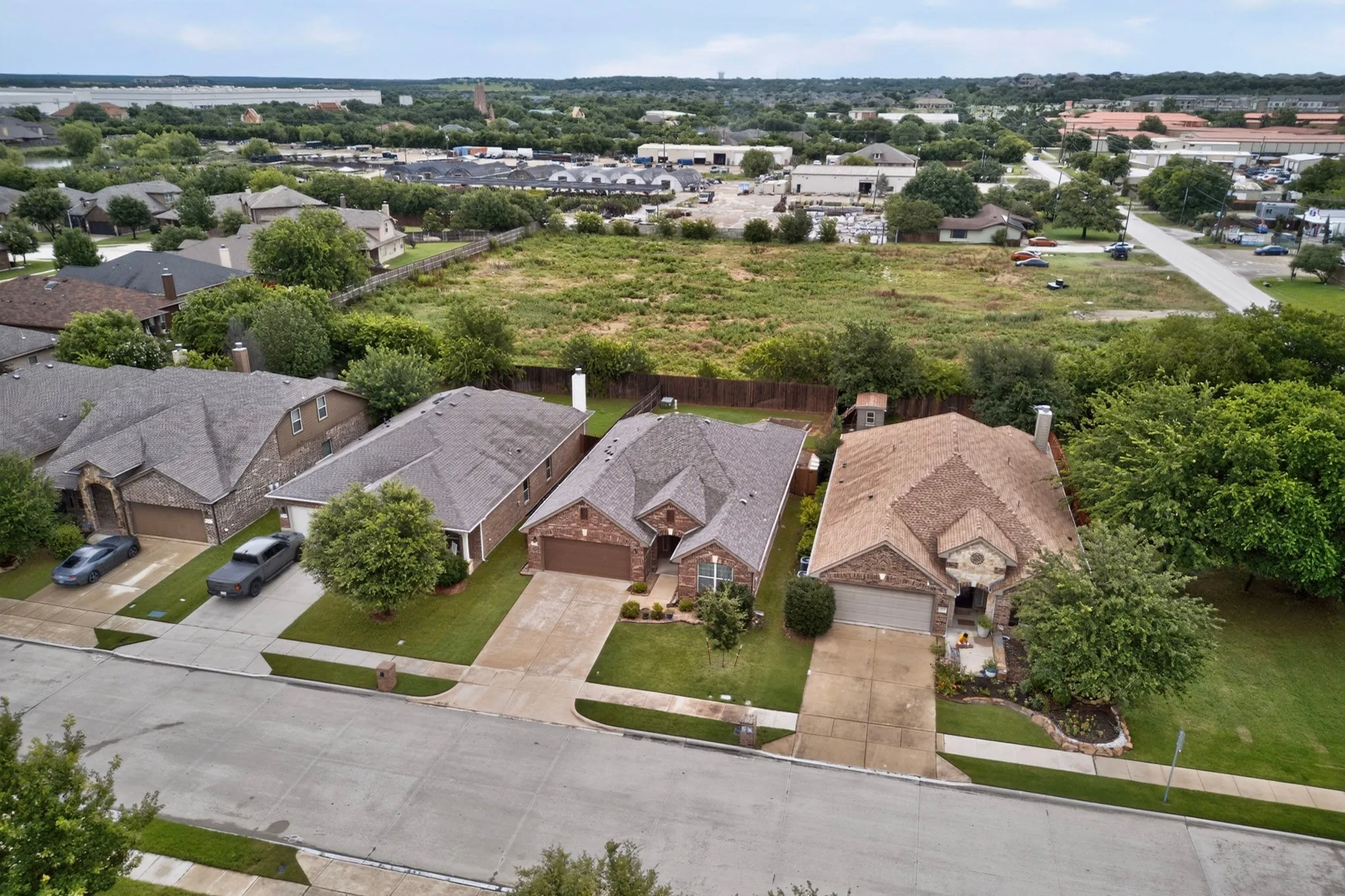 Single Family Residence For Sale in Tarrant County , 13008 Palancar Drive, Fort Worth, Texas 76244, 3 Bedroom, 2 Bathroom, 2 Garage spaces, 1,740 Sqft, built in 2016, mls#21308232, Real Estate Agent in Fort Worth, Homes For Sale in Tarrant county, Homes For Sale in Fort Worth, Realtor in Fort Worth Texas, Real Estate Brokerage Independent Realty Texas, Luminita Cordes Realtor