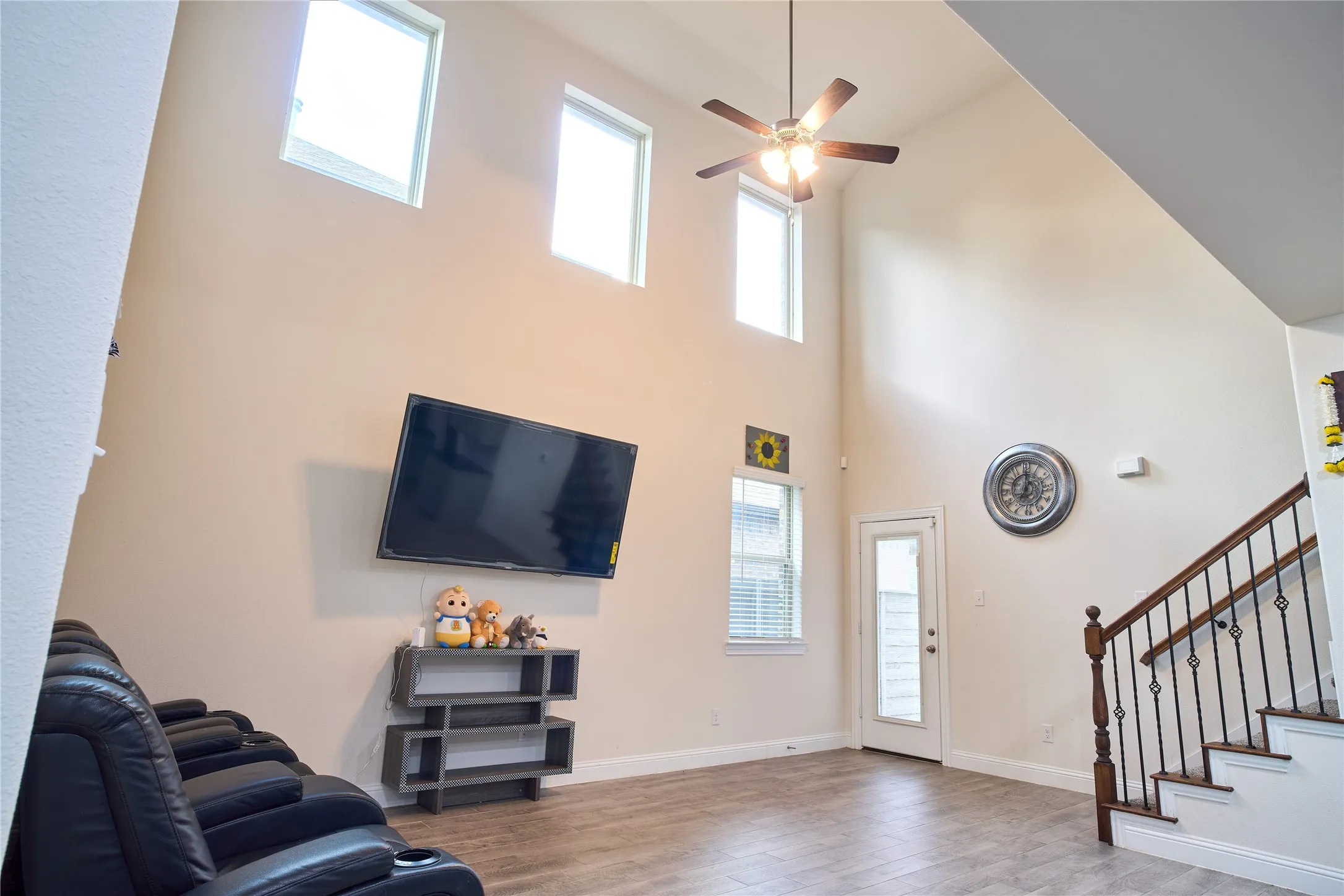 Single Family Residence For Sale in Denton County , 6029 Wildflower Way, Little Elm, Texas 76227, 4 Bedroom, 3 Bathroom, 2 Garage spaces, 2,235 Sqft, built in 2021, mls#21308409, Real Estate Agent in Little Elm, Homes For Sale in Denton county, Homes For Sale in Little Elm, Realtor in Little Elm Texas, Real Estate Brokerage Independent Realty Texas, Luminita Cordes Realtor