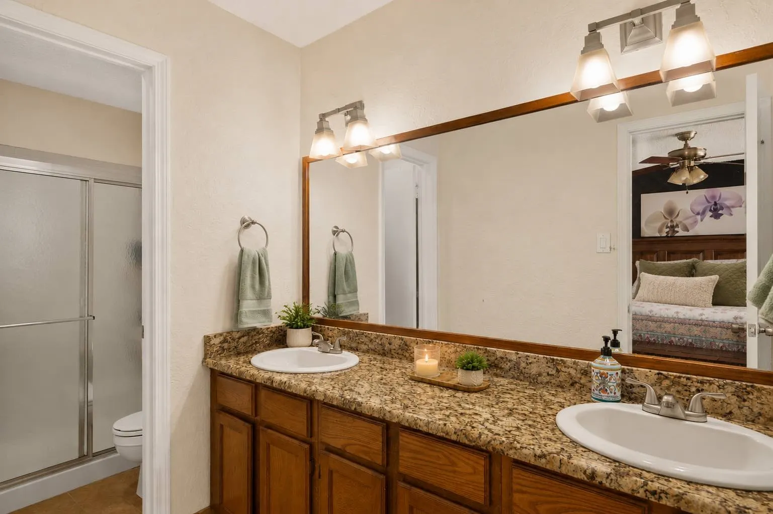 Condominium For Sale in Collin County , 4748 Old Bent Tree Lane 2307, Dallas, Texas 75287, 2 Bedroom, 2 Bathroom, Garage spaces, 1,070 Sqft, built in 1985, mls#21296784, Real Estate Agent in Dallas, Homes For Sale in Collin county, Homes For Sale in Dallas, Realtor in Dallas Texas, Real Estate Brokerage Independent Realty Texas, Luminita Cordes Realtor