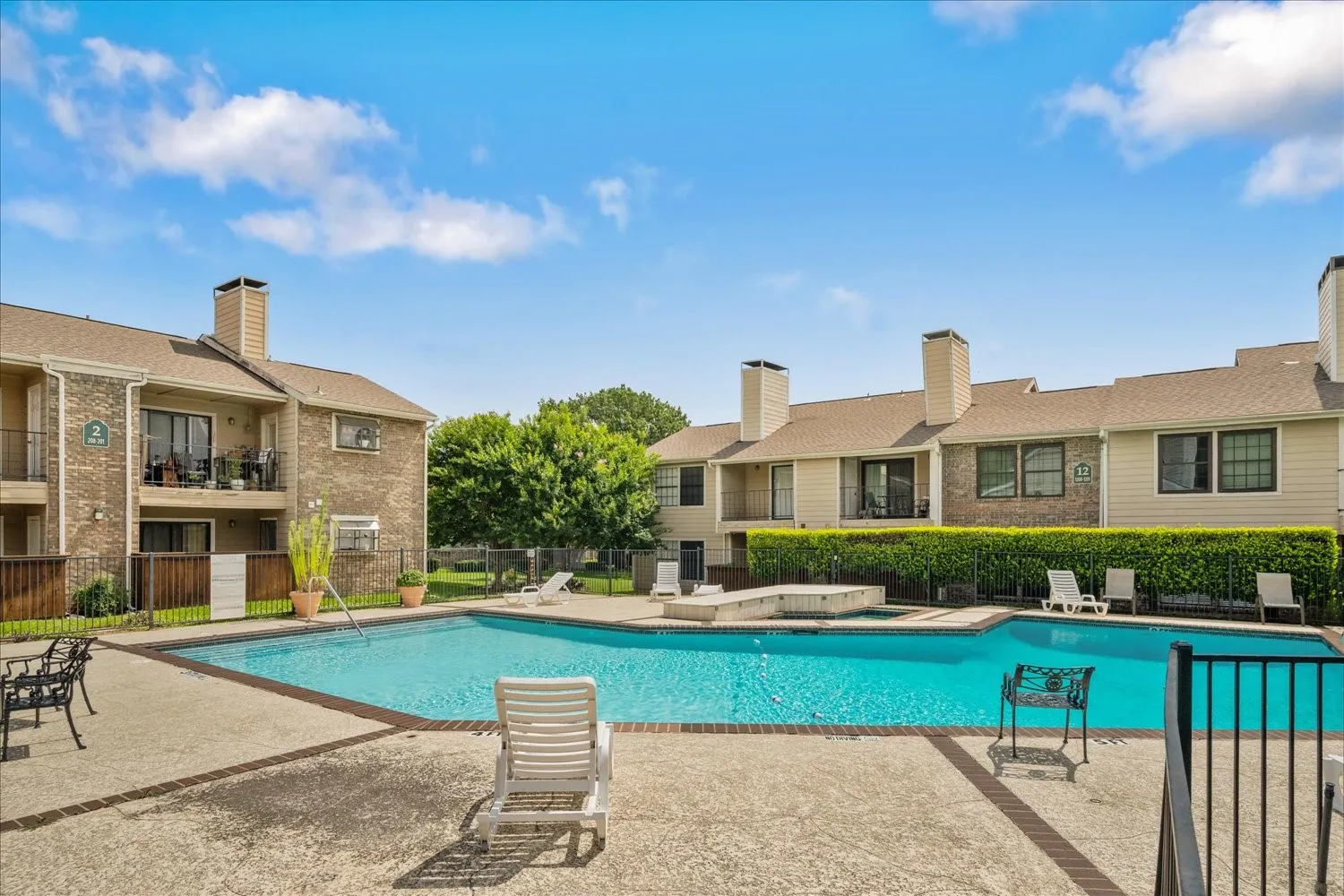 Condominium For Sale in Collin County , 4748 Old Bent Tree Lane 2307, Dallas, Texas 75287, 2 Bedroom, 2 Bathroom, Garage spaces, 1,070 Sqft, built in 1985, mls#21296784, Real Estate Agent in Dallas, Homes For Sale in Collin county, Homes For Sale in Dallas, Realtor in Dallas Texas, Real Estate Brokerage Independent Realty Texas, Luminita Cordes Realtor