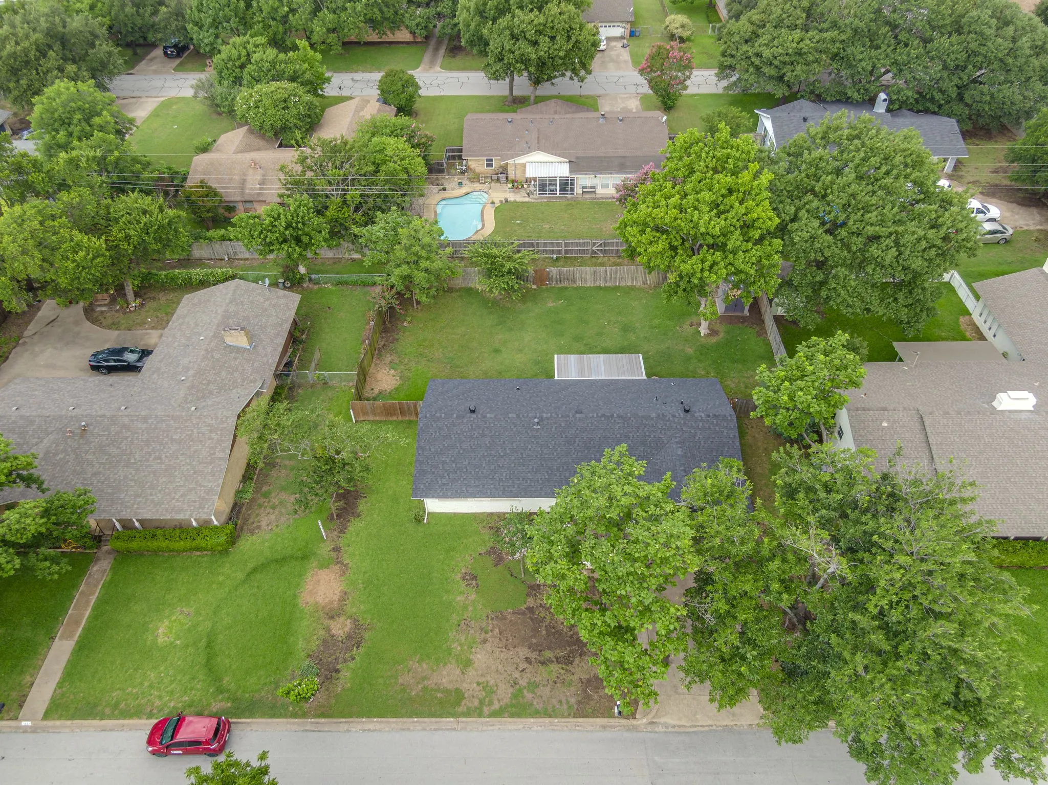 Single Family Residence For Sale in Ellis County , 1425 Ridgecrest Drive, Midlothian, Texas 76065, 3 Bedroom, 2 Bathroom, Garage spaces, 2,238 Sqft, built in 1961, mls#21307122, Real Estate Agent in Midlothian, Homes For Sale in Ellis county, Homes For Sale in Midlothian, Realtor in Midlothian Texas, Real Estate Brokerage Independent Realty Texas, Luminita Cordes Realtor