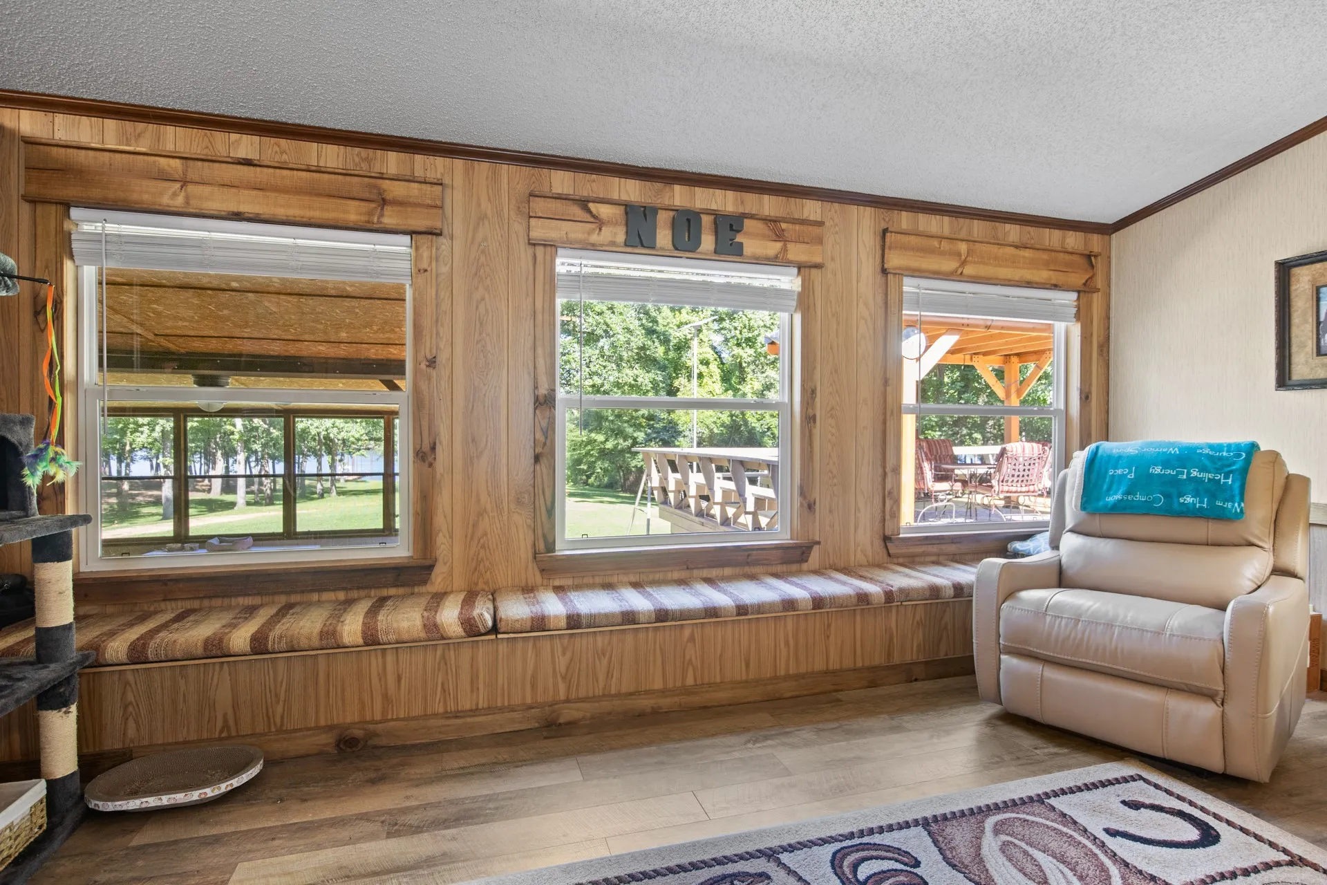 Manufactured Home For Sale in Marion County , 197 SHREVEPORT Street, Avinger, Texas 75630, 4 Bedroom, 4 Bathroom, 2 Garage spaces, 3,120 Sqft, built in 1986, mls#21308436, Real Estate Agent in Avinger, Homes For Sale in Marion county, Homes For Sale in Avinger, Realtor in Avinger Texas, Real Estate Brokerage Independent Realty Texas, Luminita Cordes Realtor
