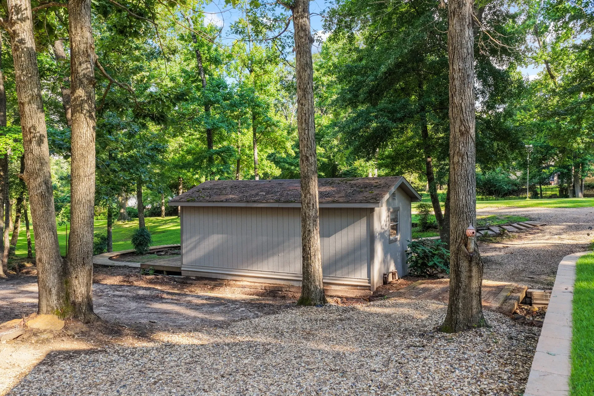 Manufactured Home For Sale in Marion County , 197 SHREVEPORT Street, Avinger, Texas 75630, 4 Bedroom, 4 Bathroom, 2 Garage spaces, 3,120 Sqft, built in 1986, mls#21308436, Real Estate Agent in Avinger, Homes For Sale in Marion county, Homes For Sale in Avinger, Realtor in Avinger Texas, Real Estate Brokerage Independent Realty Texas, Luminita Cordes Realtor