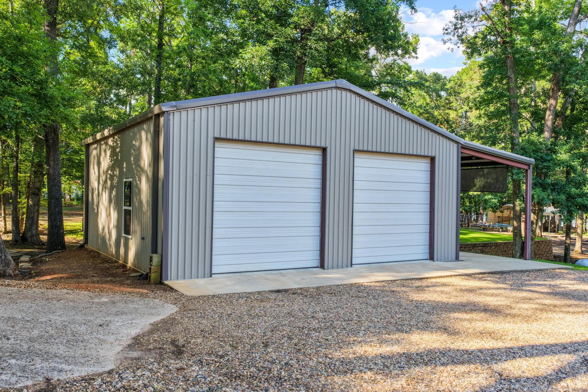 Manufactured Home For Sale in Marion County , 197 SHREVEPORT Street, Avinger, Texas 75630, 4 Bedroom, 4 Bathroom, 2 Garage spaces, 3,120 Sqft, built in 1986, mls#21308436, Real Estate Agent in Avinger, Homes For Sale in Marion county, Homes For Sale in Avinger, Realtor in Avinger Texas, Real Estate Brokerage Independent Realty Texas, Luminita Cordes Realtor