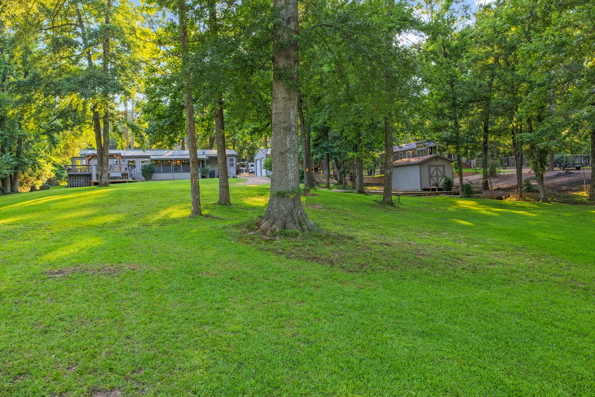 Manufactured Home For Sale in Marion County , 197 SHREVEPORT Street, Avinger, Texas 75630, 4 Bedroom, 4 Bathroom, 2 Garage spaces, 3,120 Sqft, built in 1986, mls#21308436, Real Estate Agent in Avinger, Homes For Sale in Marion county, Homes For Sale in Avinger, Realtor in Avinger Texas, Real Estate Brokerage Independent Realty Texas, Luminita Cordes Realtor
