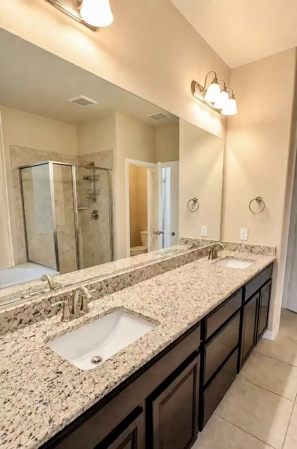 Single Family Residence For Rent in Denton County , 2316 Grant Park Way, Prosper, Texas 75078, 4 Bedroom, 4 Bathroom, 2 Garage spaces, 2,704 Sqft, built in 2017, mls#21308432, Real Estate Agent in Prosper, Homes For Rent in Denton county, Homes For Rent in Prosper, Realtor in Prosper Texas, Real Estate Brokerage Independent Realty Texas, Luminita Cordes Realtor