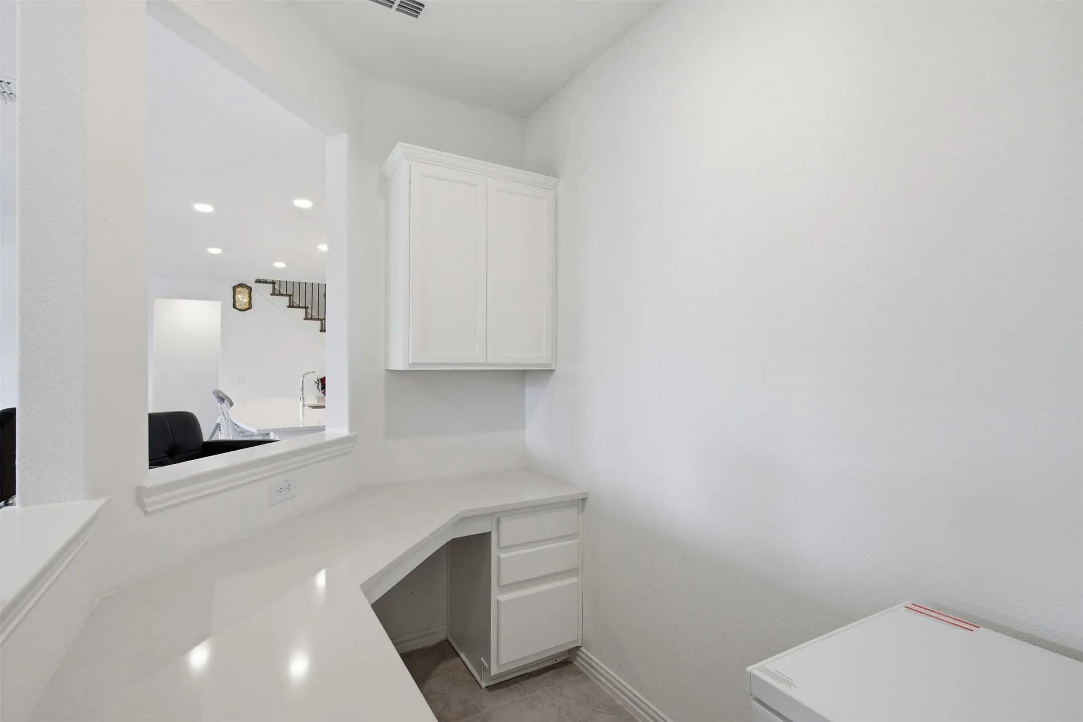 Built in desk off the Dining Area - Ideal for crafting or kids homework area.