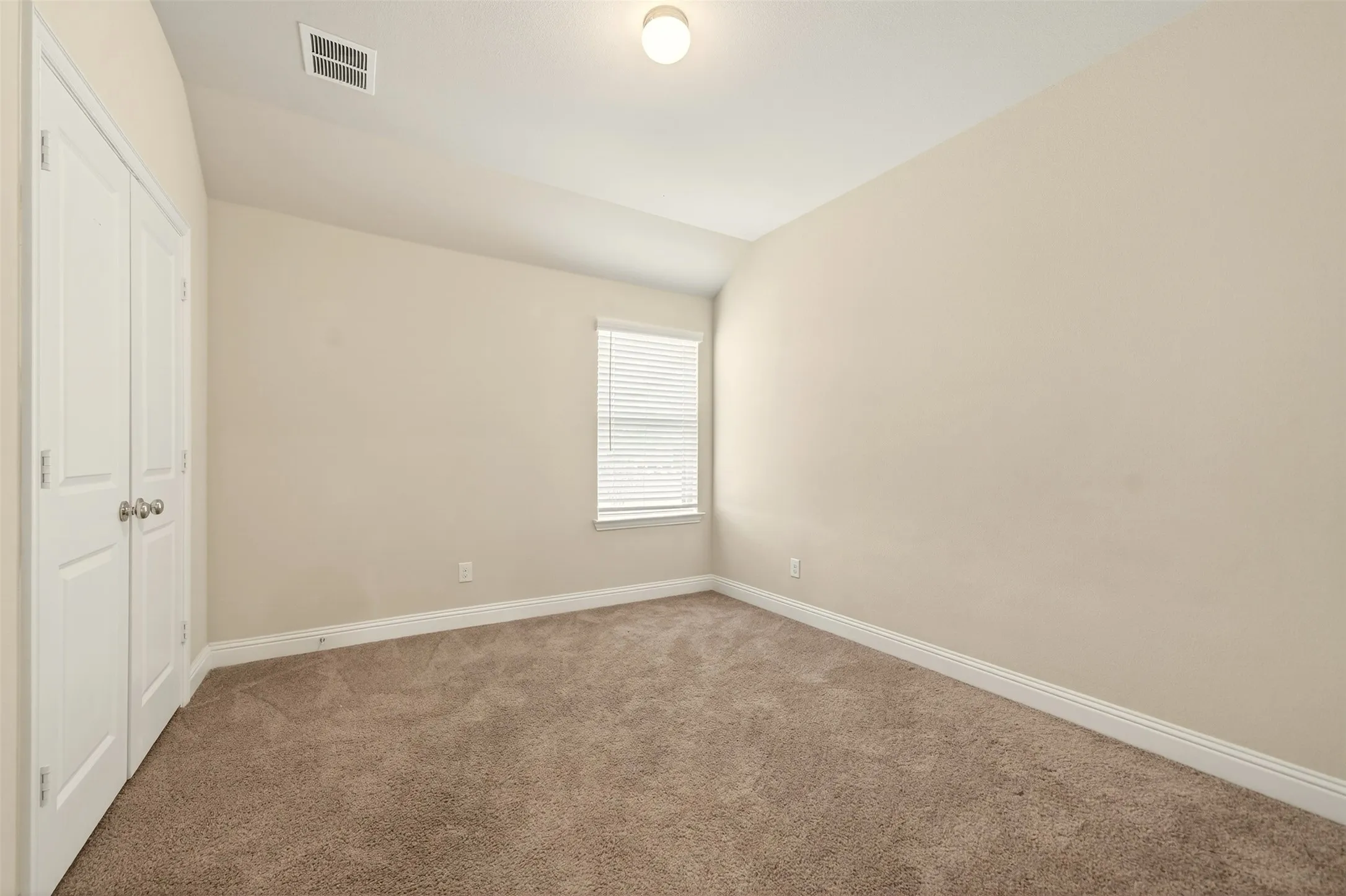 Townhouse For Sale in Collin County , 4857 Pasadena Drive, Plano, Texas 75024, 3 Bedroom, 3 Bathroom, 2 Garage spaces, 1,893 Sqft, built in 2018, mls#21307609, Real Estate Agent in Plano, Homes For Sale in Collin county, Homes For Sale in Plano, Realtor in Plano Texas, Real Estate Brokerage Independent Realty Texas, Luminita Cordes Realtor