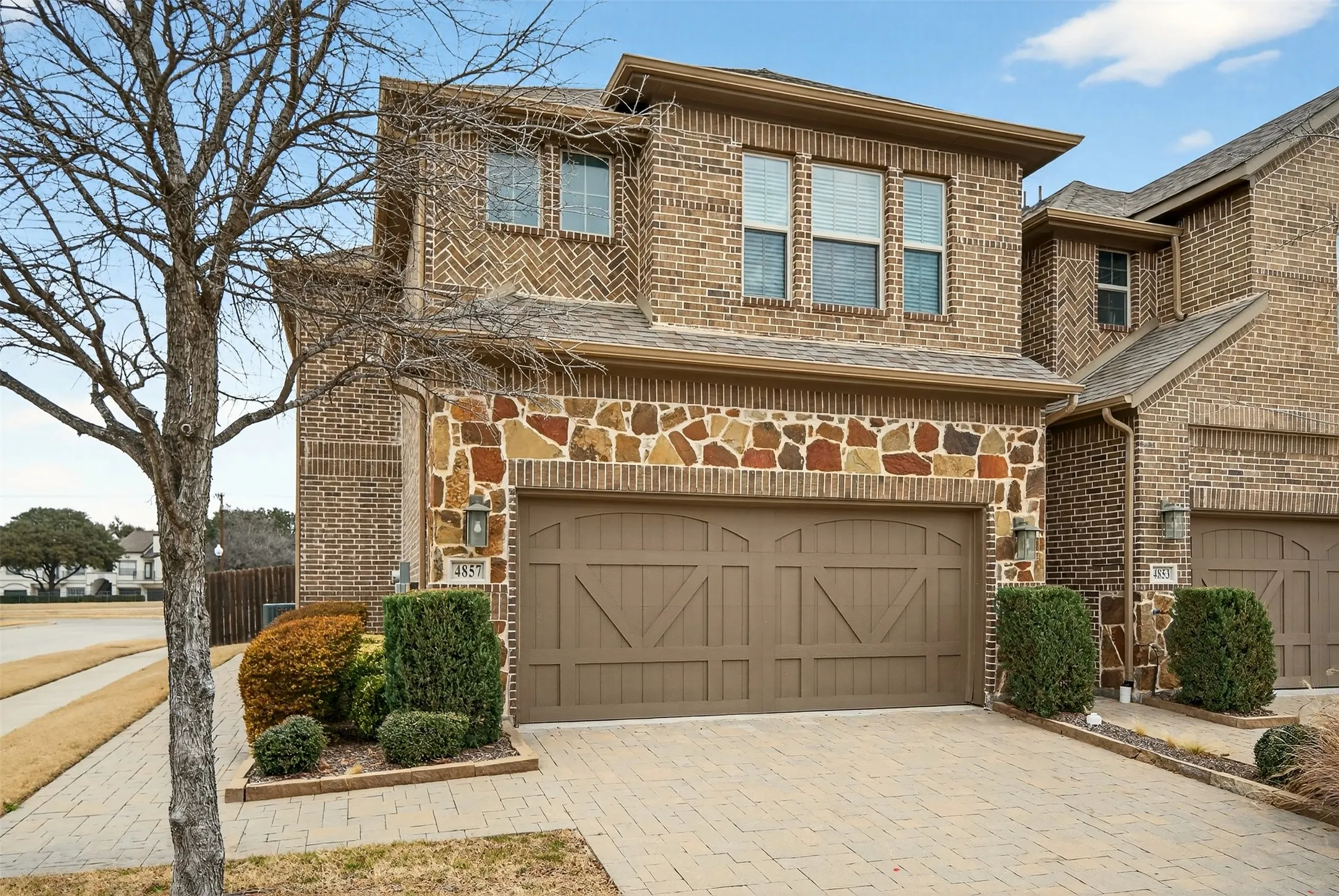 Townhouse For Sale in Collin County , 4857 Pasadena Drive, Plano, Texas 75024, 3 Bedroom, 3 Bathroom, 2 Garage spaces, 1,893 Sqft, built in 2018, mls#21307609, Real Estate Agent in Plano, Homes For Sale in Collin county, Homes For Sale in Plano, Realtor in Plano Texas, Real Estate Brokerage Independent Realty Texas, Luminita Cordes Realtor