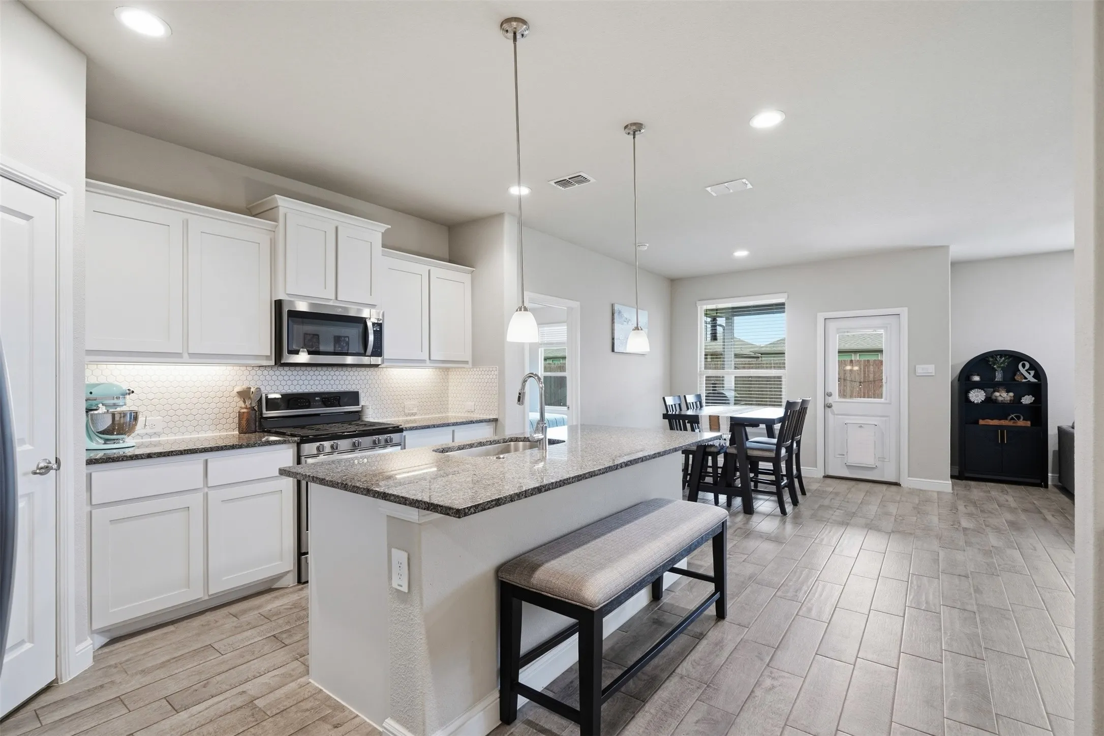 Single Family Residence For Sale in Wise County , 2220 Dyre Drive, Haslet, Texas 76052, 4 Bedroom, 2 Bathroom, 2 Garage spaces, 1,848 Sqft, built in 2024, mls#21304304, Real Estate Agent in Haslet, Homes For Sale in Wise county, Homes For Sale in Haslet, Realtor in Haslet Texas, Real Estate Brokerage Independent Realty Texas, Luminita Cordes Realtor