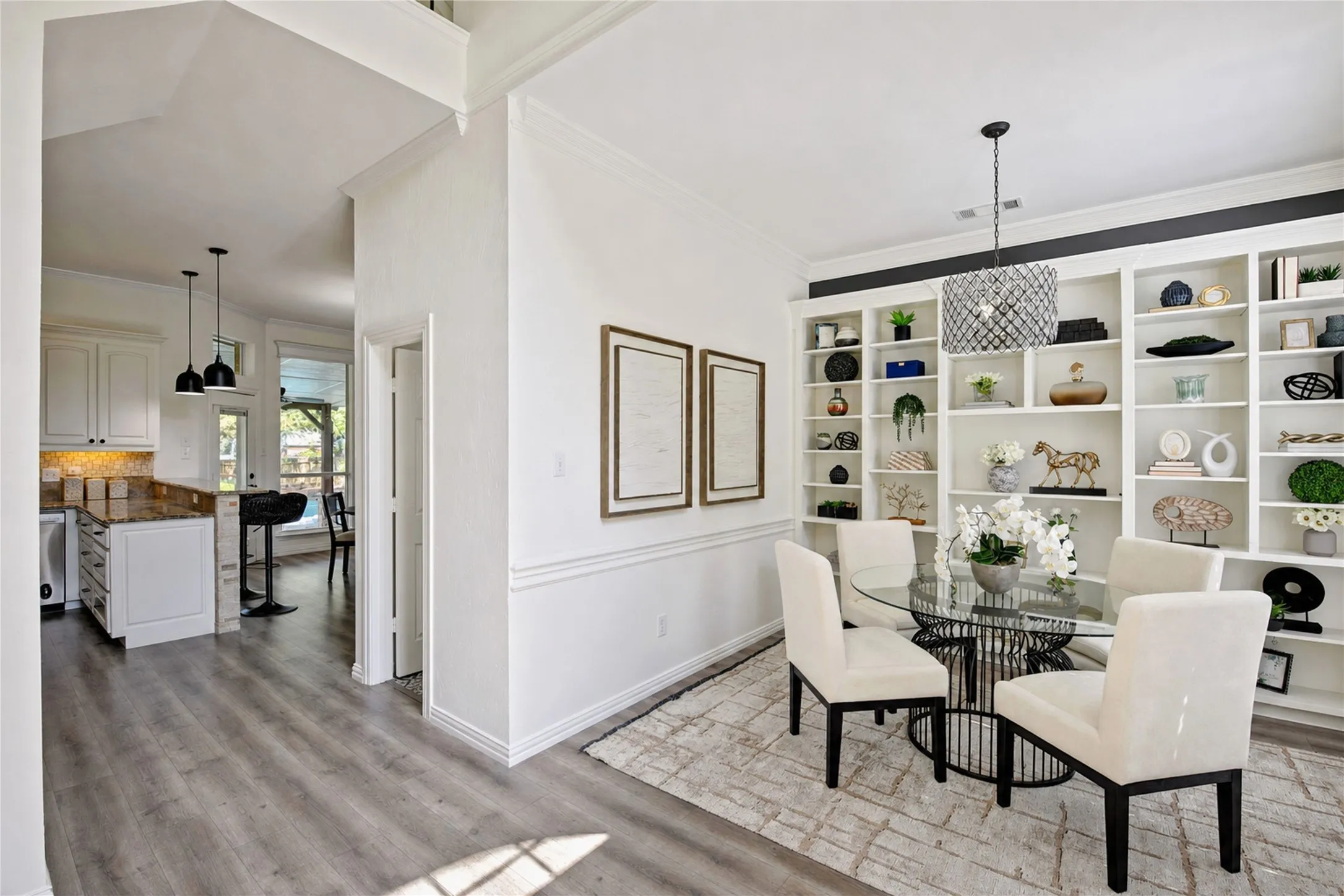 Single Family Residence For Sale in Tarrant County , 948 Tealwood Drive, Keller, Texas 76248, 4 Bedroom, 4 Bathroom, 2 Garage spaces, 2,842 Sqft, built in 1992, mls#21308198, Real Estate Agent in Keller, Homes For Sale in Tarrant county, Homes For Sale in Keller, Realtor in Keller Texas, Real Estate Brokerage Independent Realty Texas, Luminita Cordes Realtor