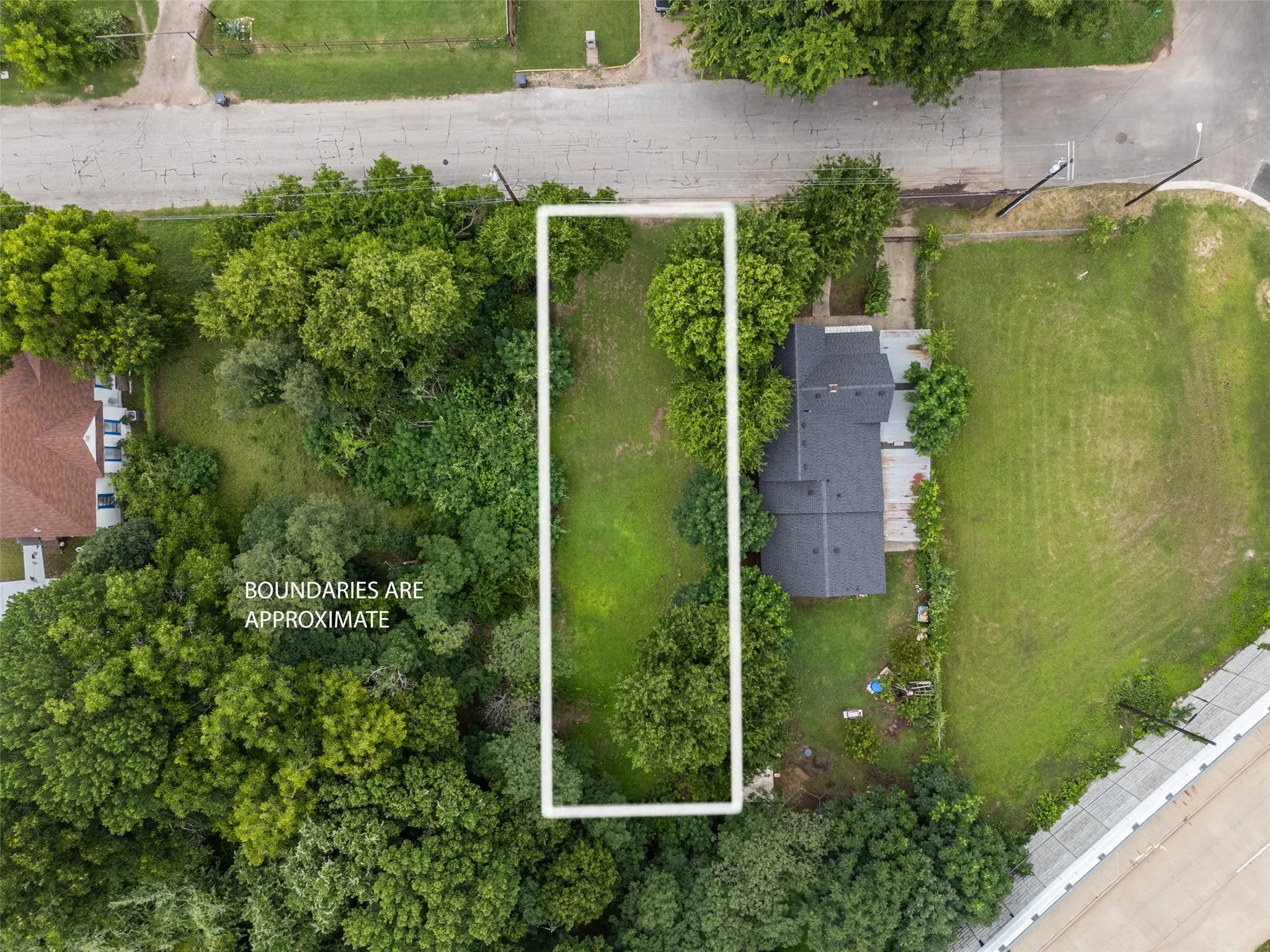 Unimproved Land For Sale in Mc Lennan County , 808 E Clay Street, Waco, Texas 76704, 0, 0, Garage spaces, 0 Sqft, built in 0, Price $60,000, mls#21308507, Real Estate Agent in Waco, Homes For Sale in Mc Lennan county, Homes For Sale in Waco, Realtor in Waco Texas, Real Estate Brokerage Independent Realty Texas, Luminita Cordes Realtor