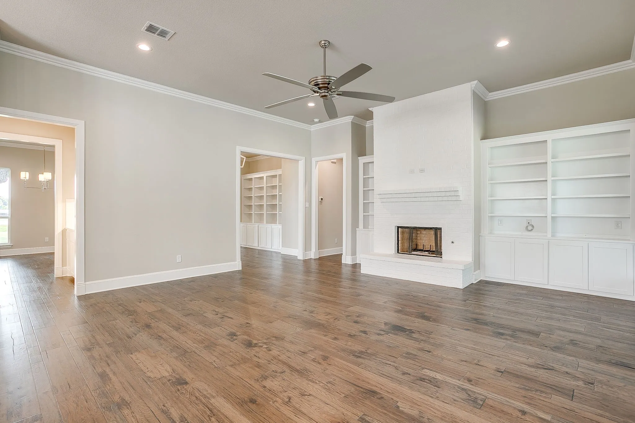 Single Family Residence For Sale in Tarrant County , 7755 Barber Ranch Road, Fort Worth, Texas 76126, 4 Bedrooms, 4 Bathrooms, 3 Garage spaces, 4,200 Sqft, built in 2023, Price $1,315,000, mls#21308510, Real Estate Agent in Fort Worth, Homes For Sale in Tarrant county, Homes For Sale in Fort Worth, Realtor in Fort Worth Texas, Real Estate Brokerage Independent Realty Texas, Luminita Cordes Realtor