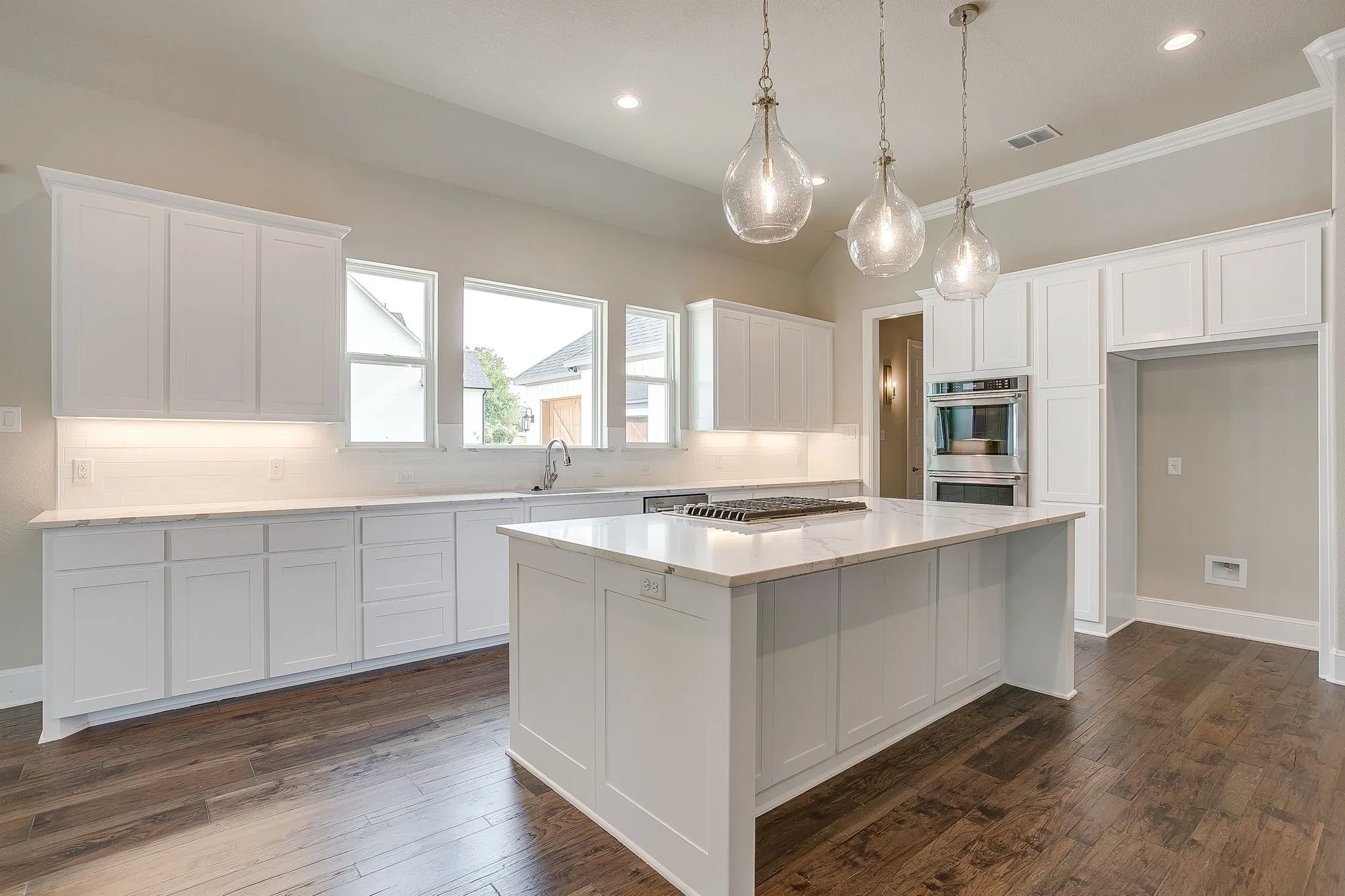 Single Family Residence For Sale in Tarrant County , 7755 Barber Ranch Road, Fort Worth, Texas 76126, 4 Bedrooms, 4 Bathrooms, 3 Garage spaces, 4,200 Sqft, built in 2023, Price $1,315,000, mls#21308510, Real Estate Agent in Fort Worth, Homes For Sale in Tarrant county, Homes For Sale in Fort Worth, Realtor in Fort Worth Texas, Real Estate Brokerage Independent Realty Texas, Luminita Cordes Realtor